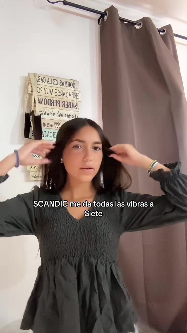 @⁷