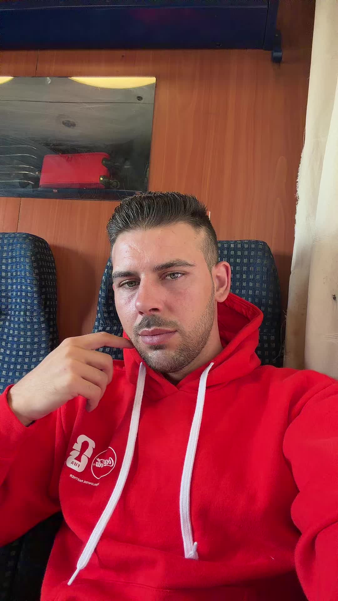 @alinsocaciu@12