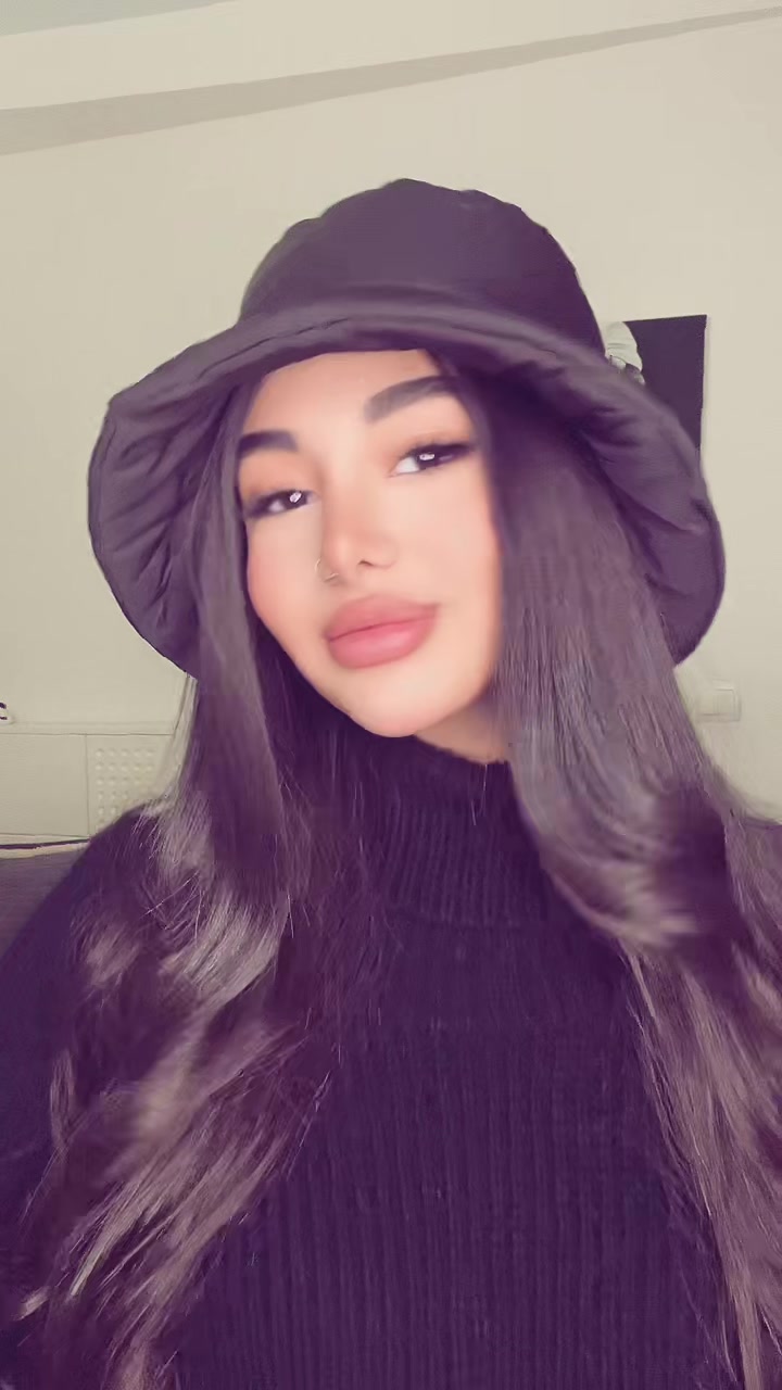 @donyaafsharr