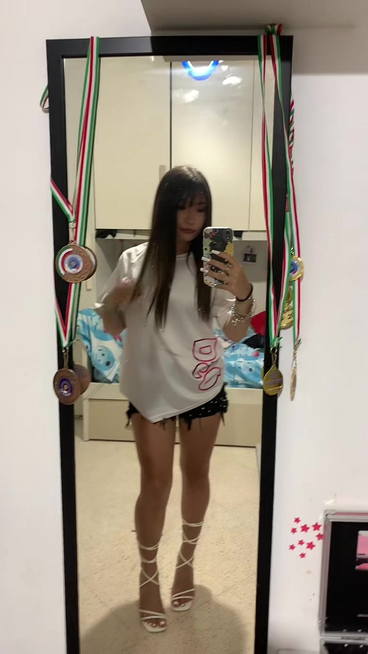 @👸🏽🥀