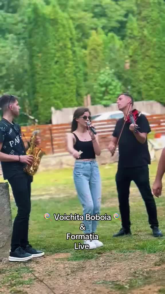 @Voichița Boboia 🍭