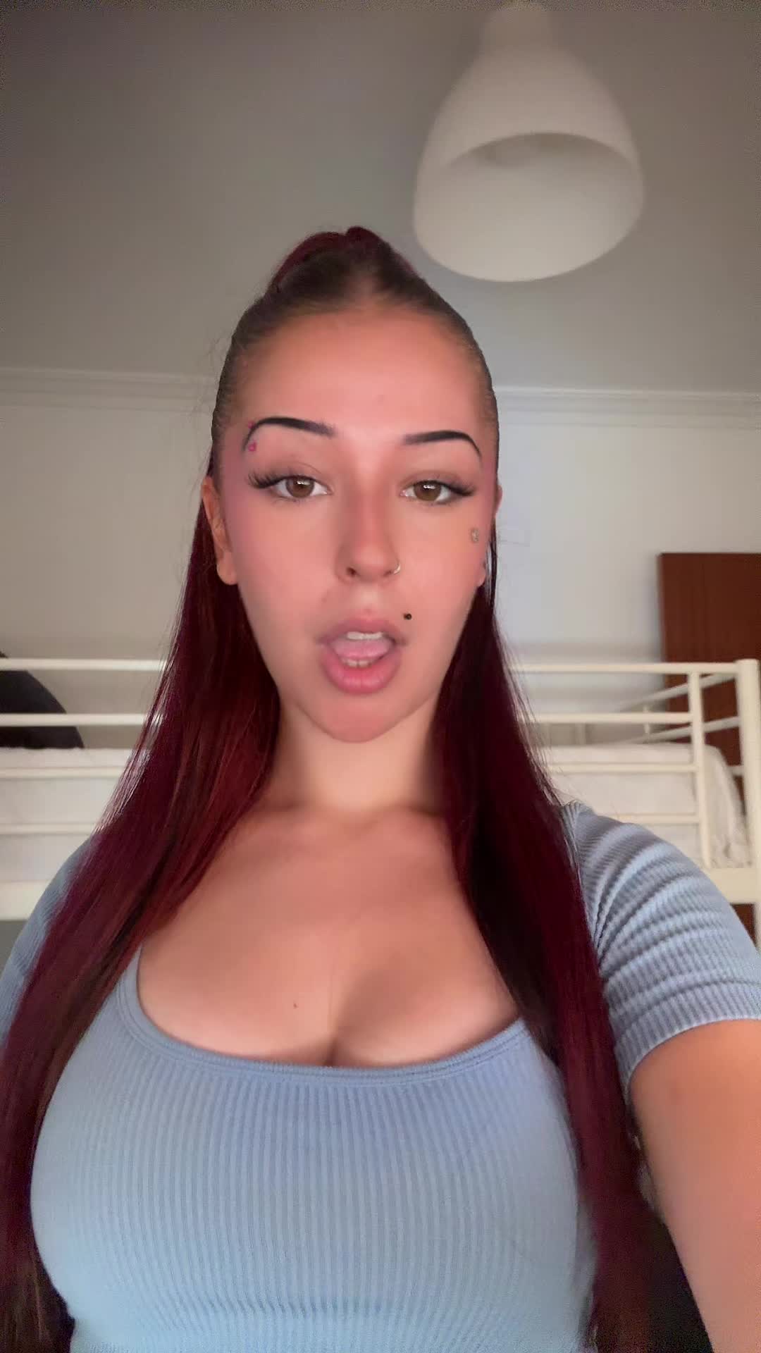 @valeryyvatovola