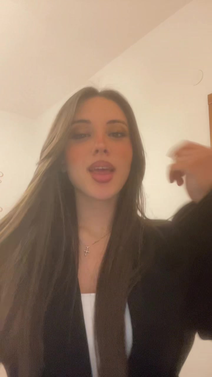 @Anna Esposito