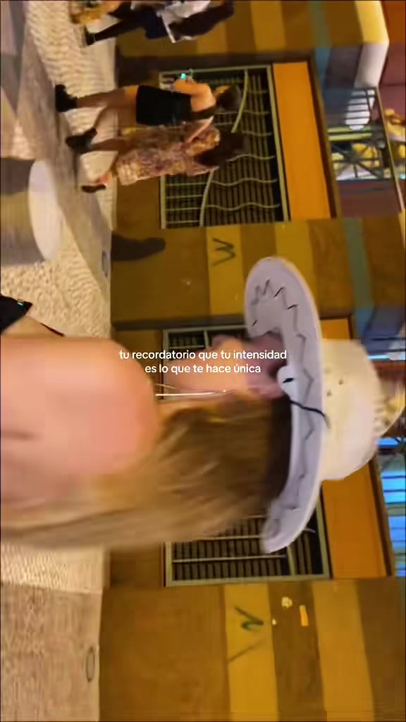 @karlita