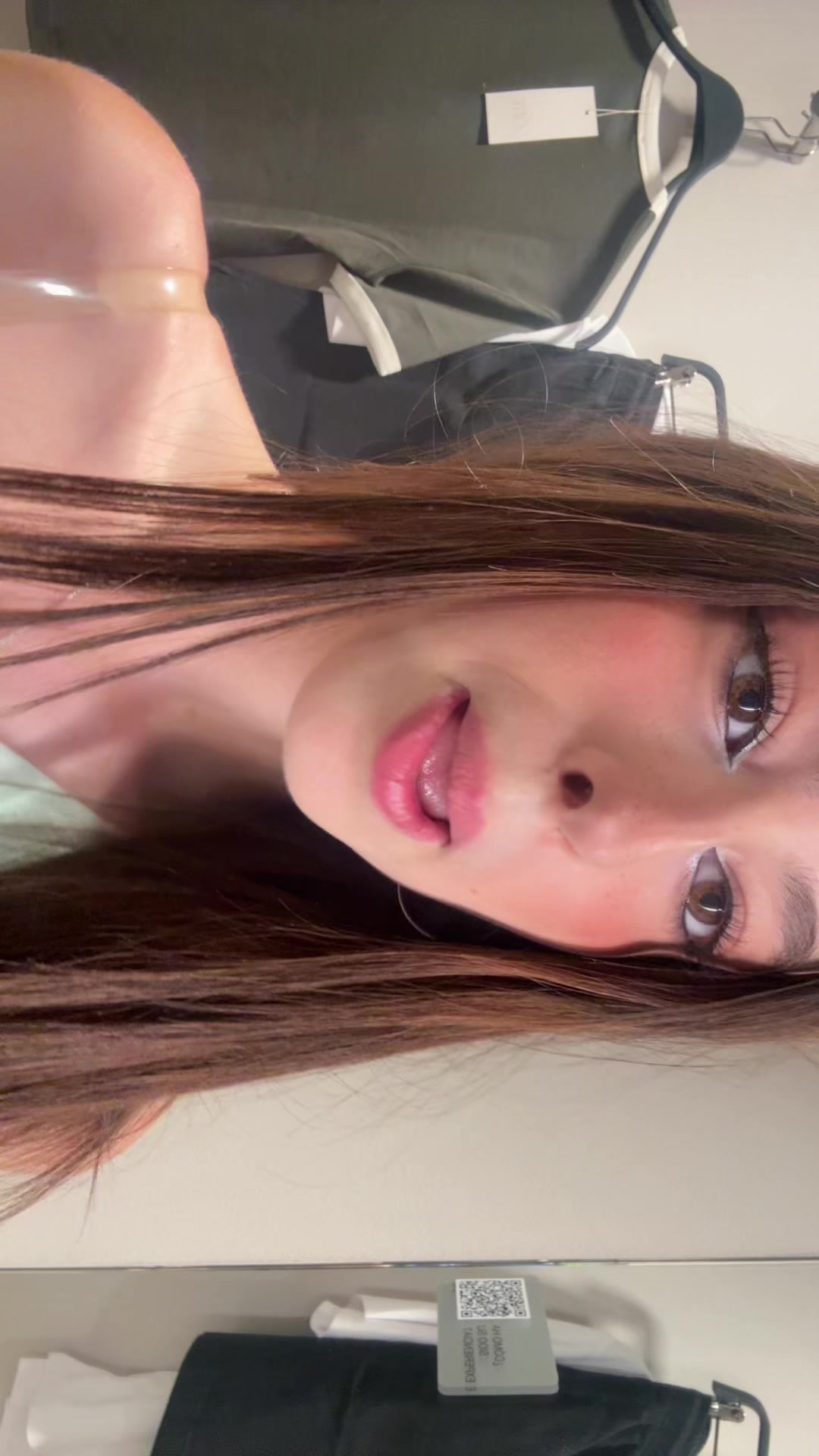 @ℒ𝒶_𝒬𝓊𝑒𝓋𝑒𝒹𝒶