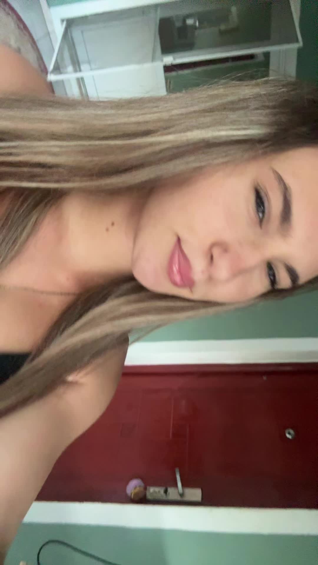 @orsi_vinteler