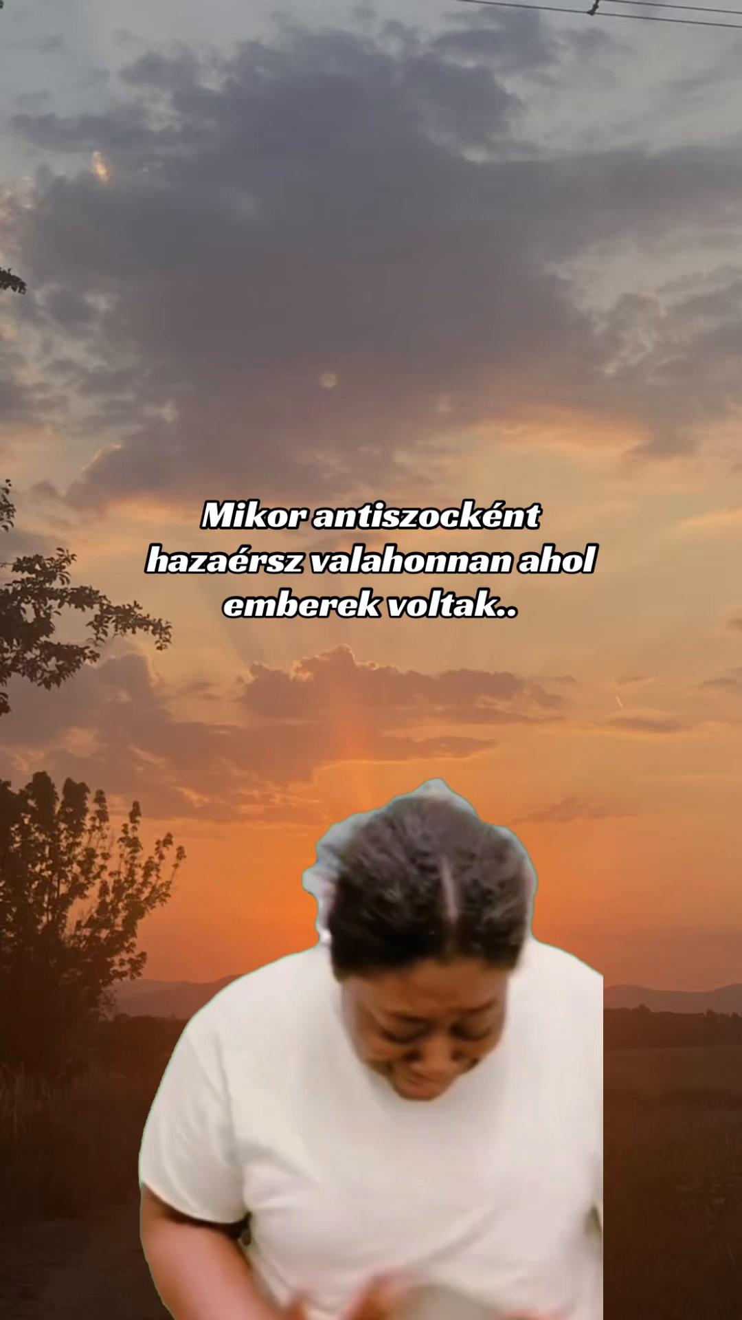 @lakatoserzsi