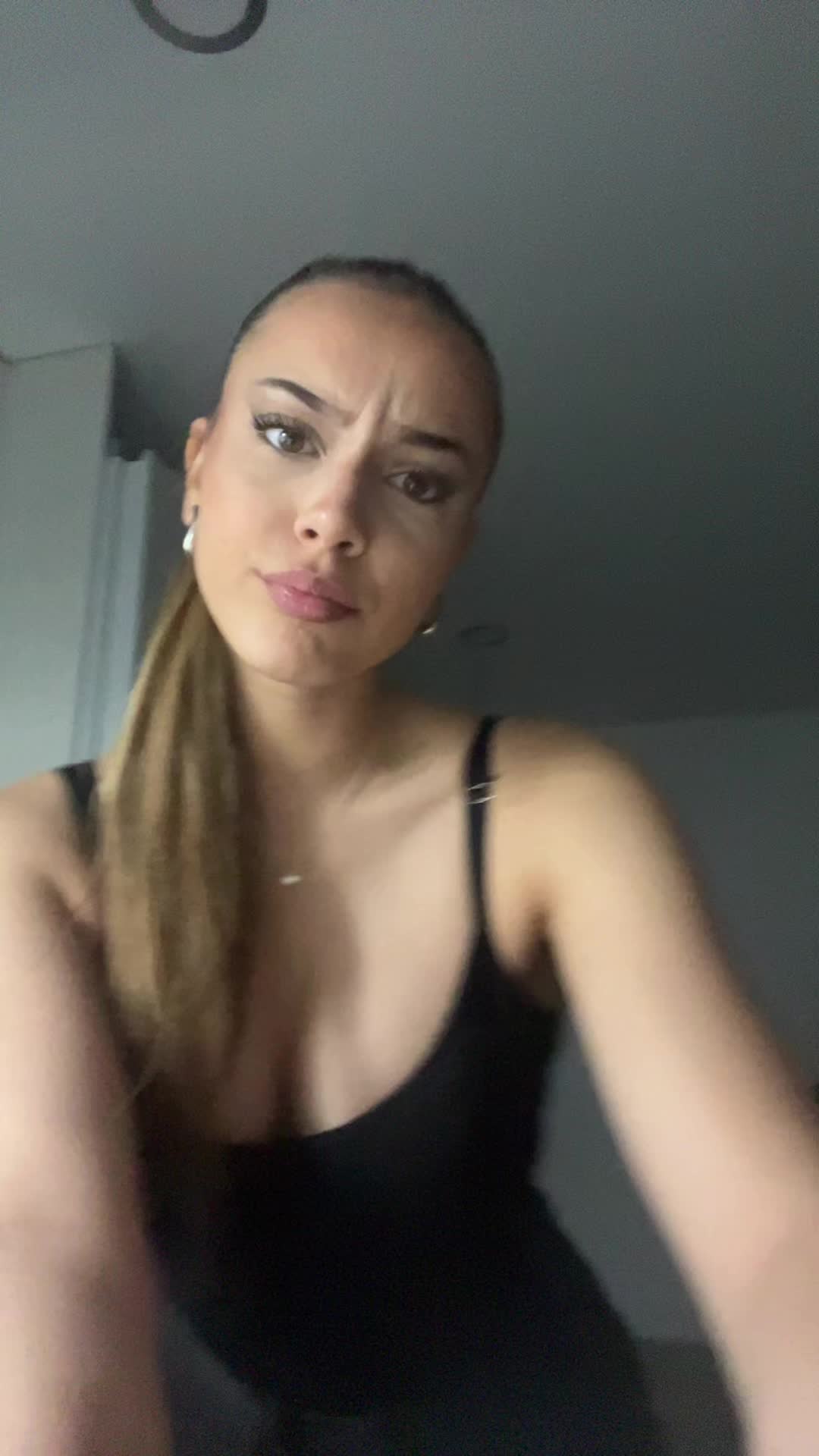 @valeriasanjuan 🌟
