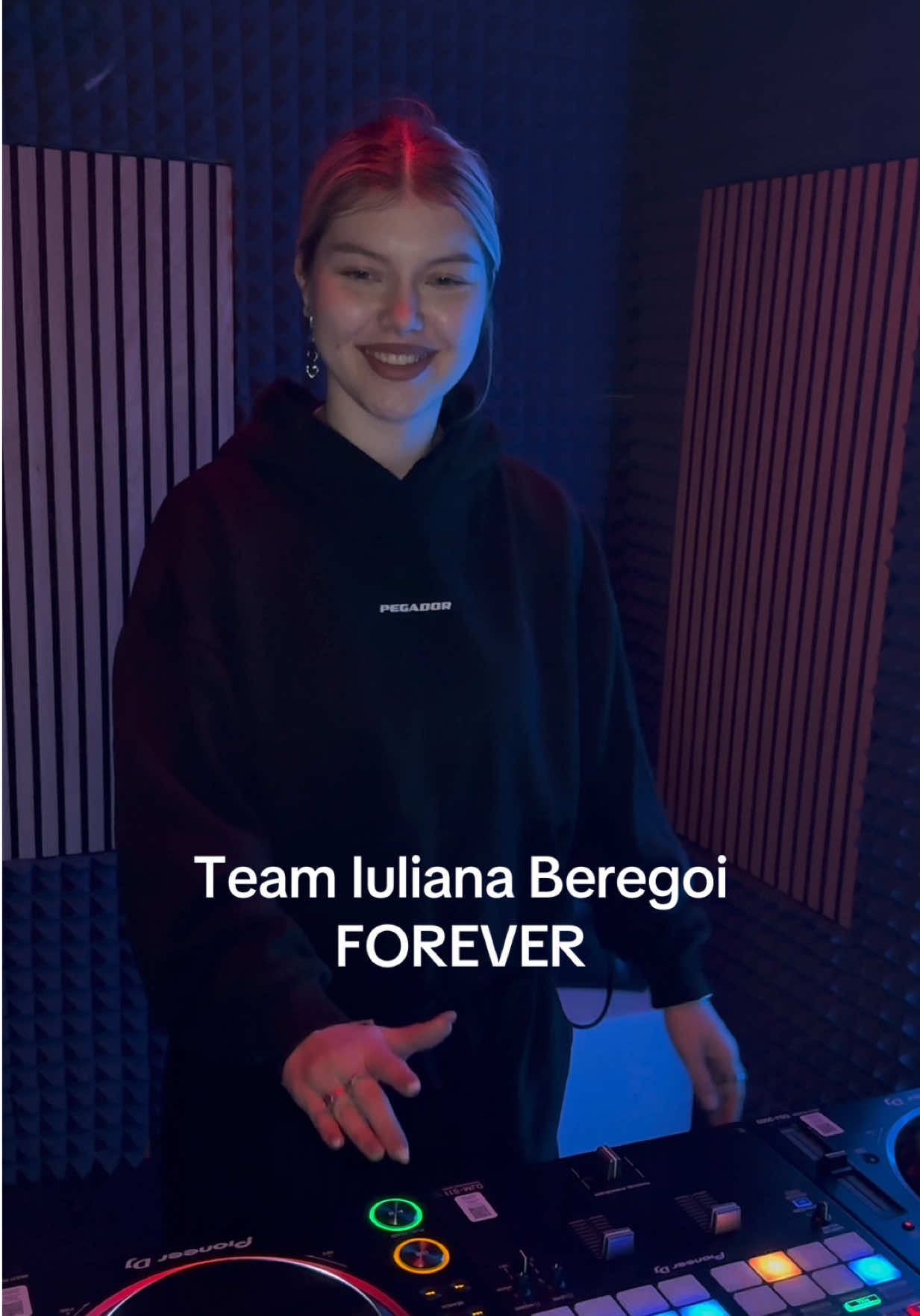 @<3
