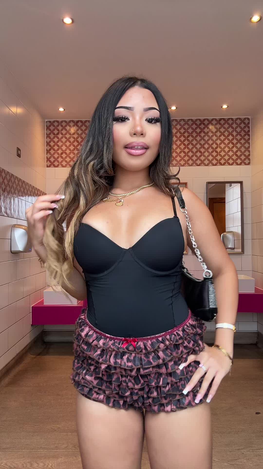 @anjelix2