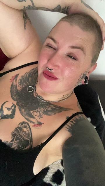 @Damagedgoddess
