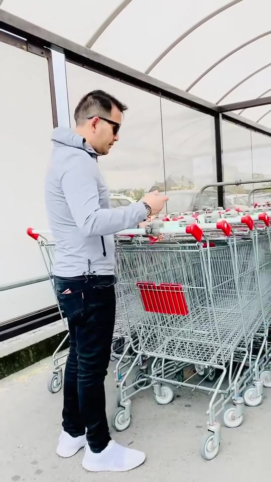@Karki tek 🇱🇺Luxembourg 🇳🇵
