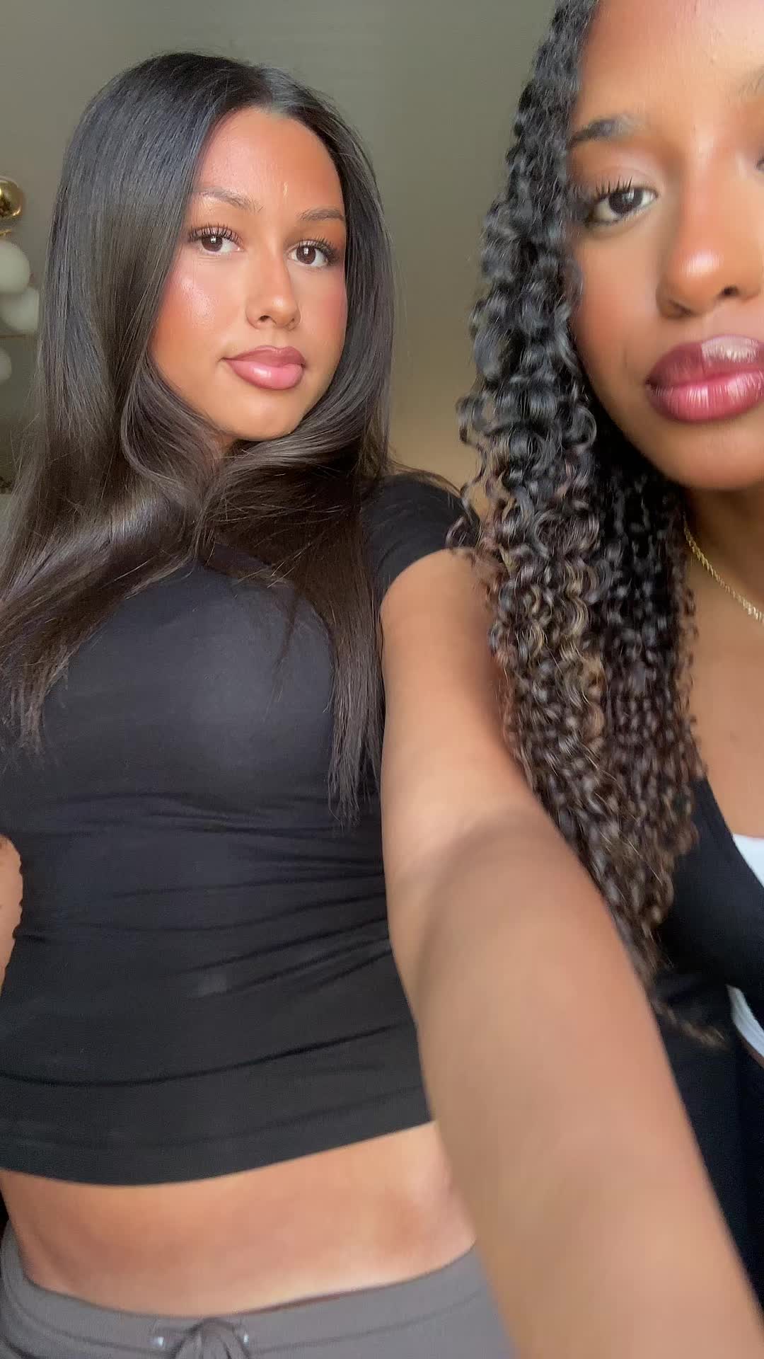 @Monaa