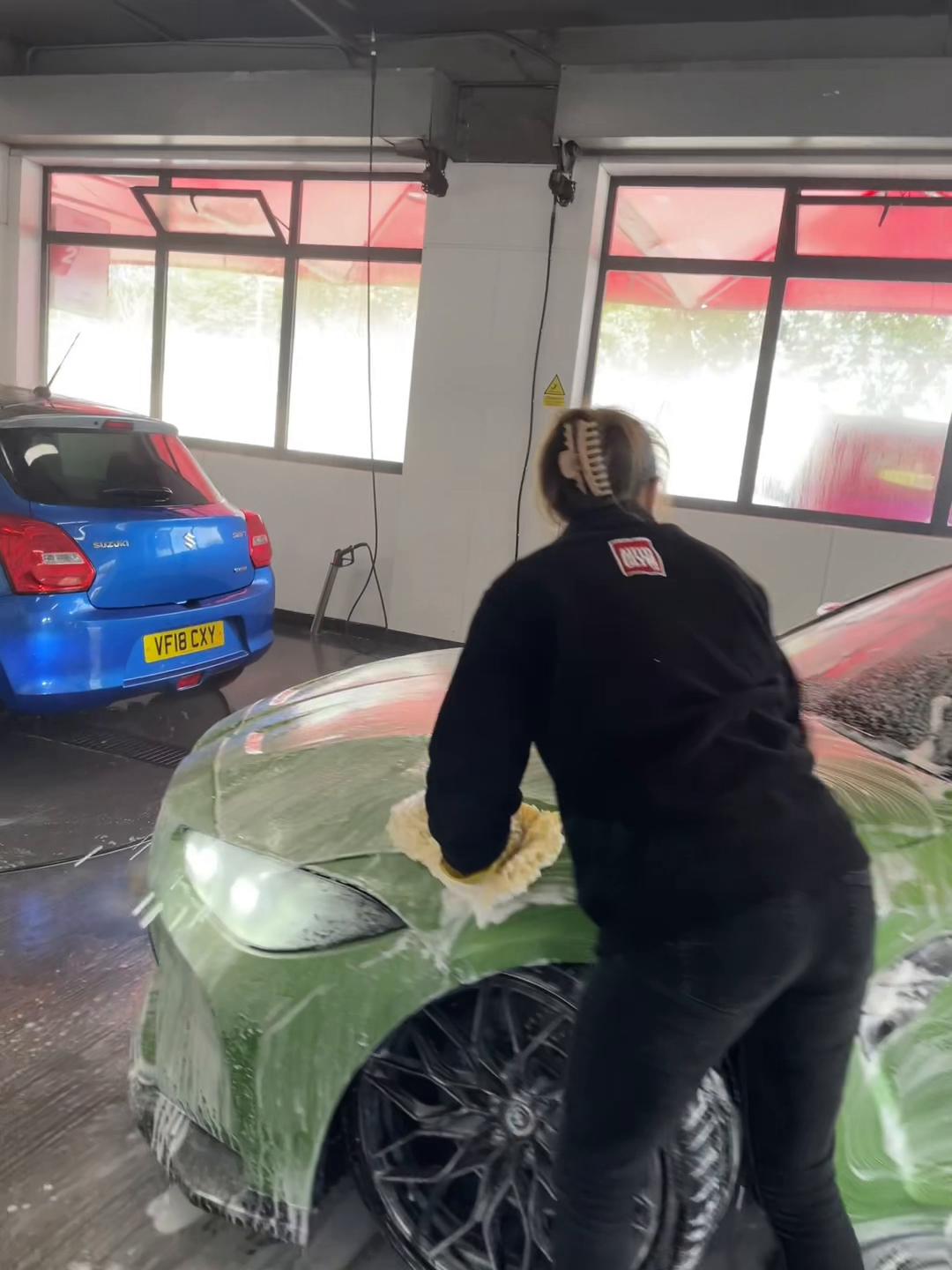 @LODE_LANE_CAR_VALETING_CENTERE
