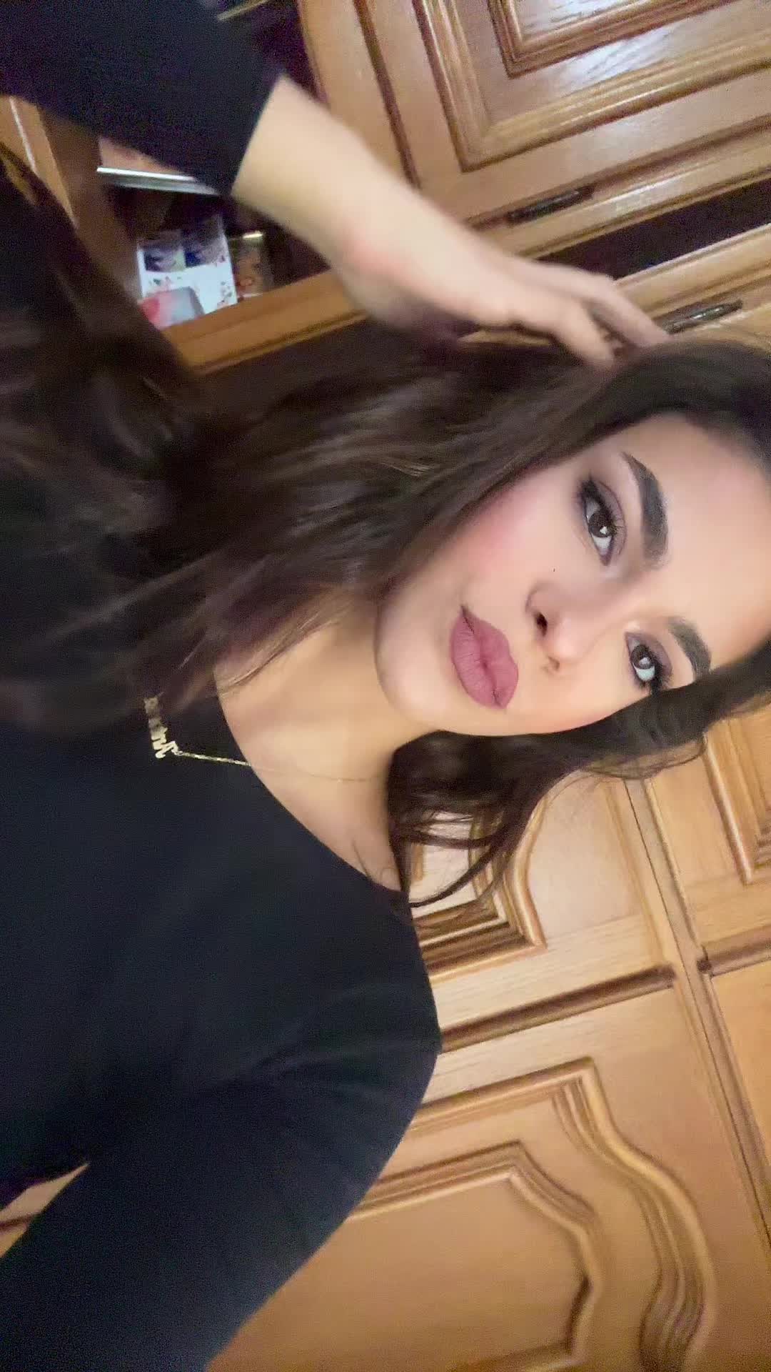 @𝑨𝒏𝒕𝒐𝒏𝒊𝒂 🍓