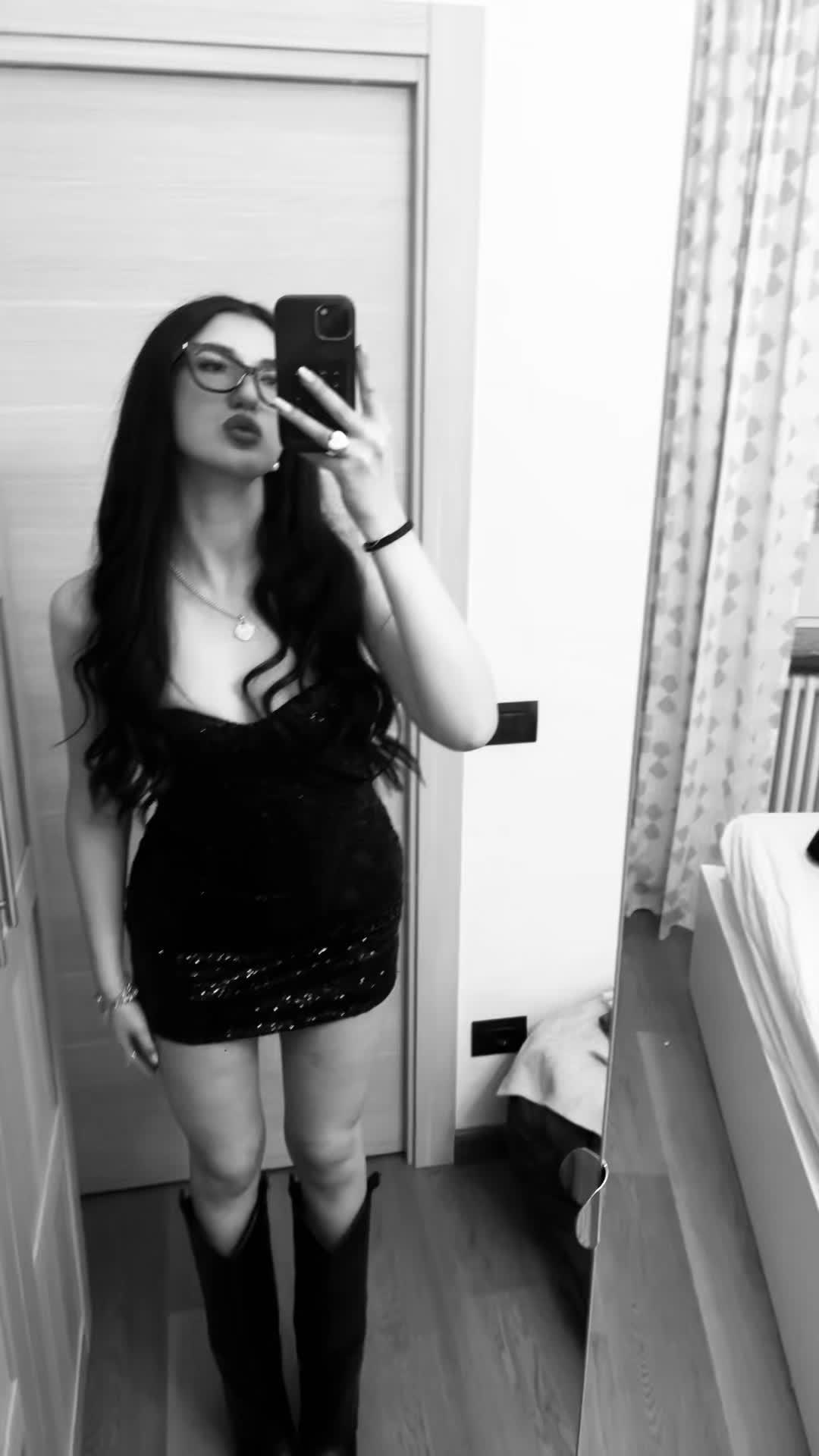 @elenaggg