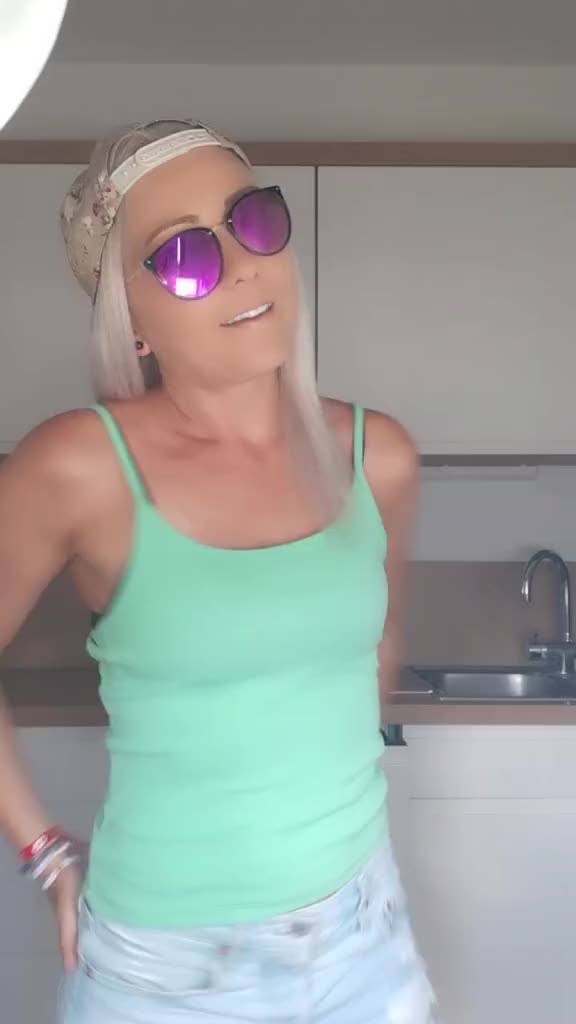 @Eva