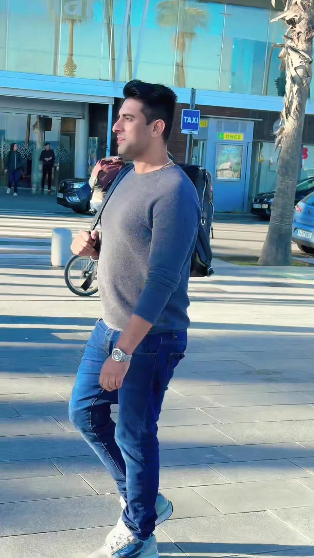 @Mrzeshu07