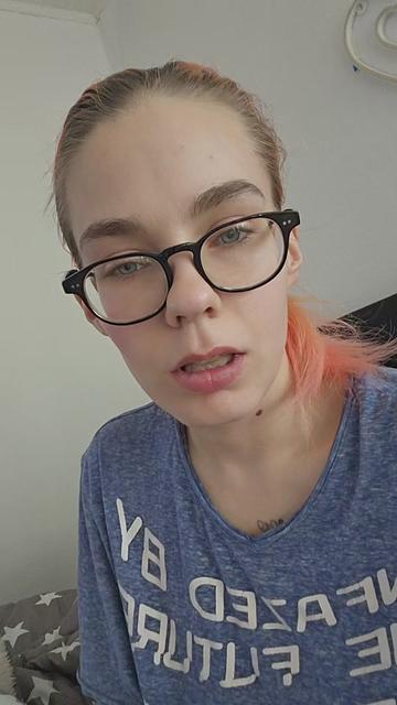 @Sandra.Z