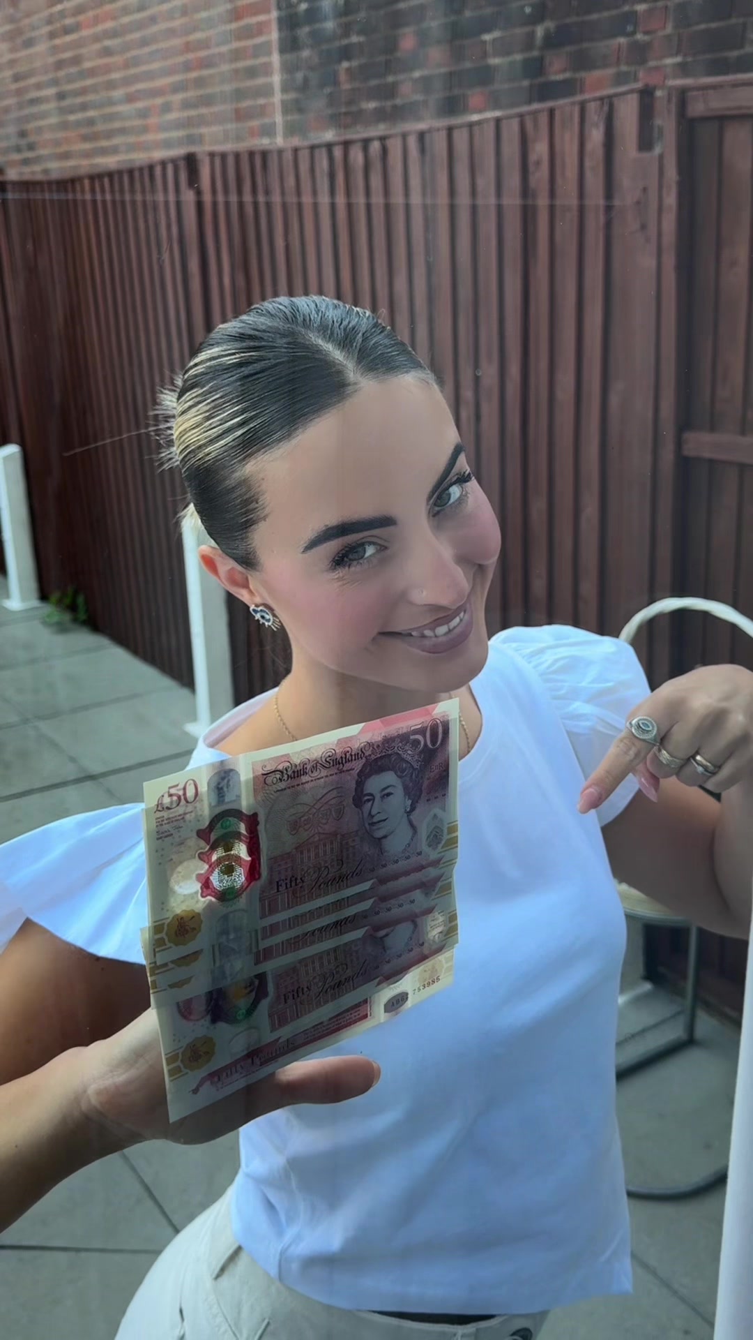 @Xhesika Elezi 🏝️🇦🇱