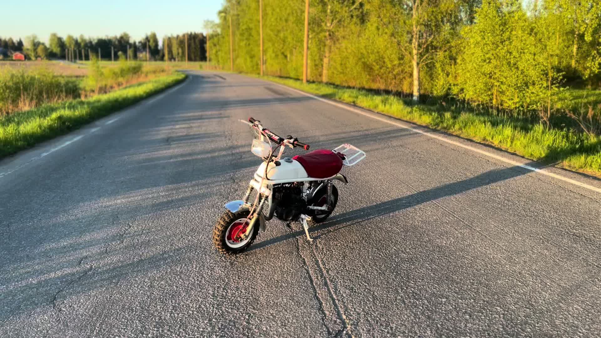 @️lasuttaja_