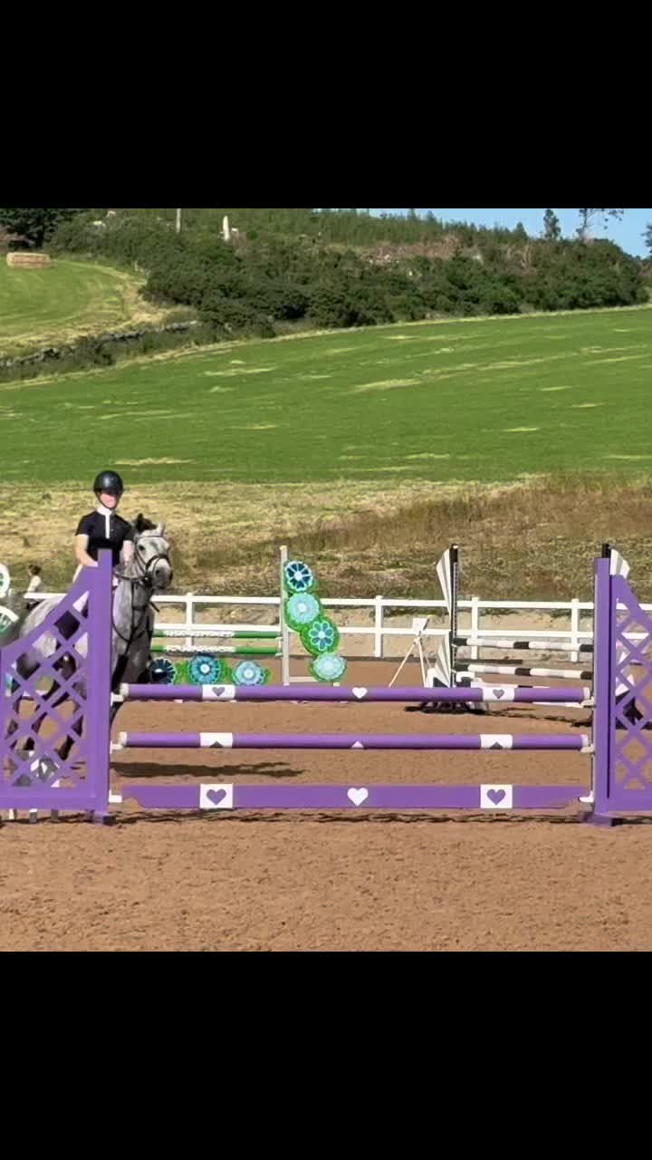 @bella_mccarthy.sj