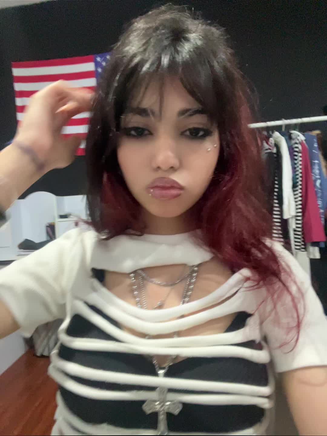 @Um