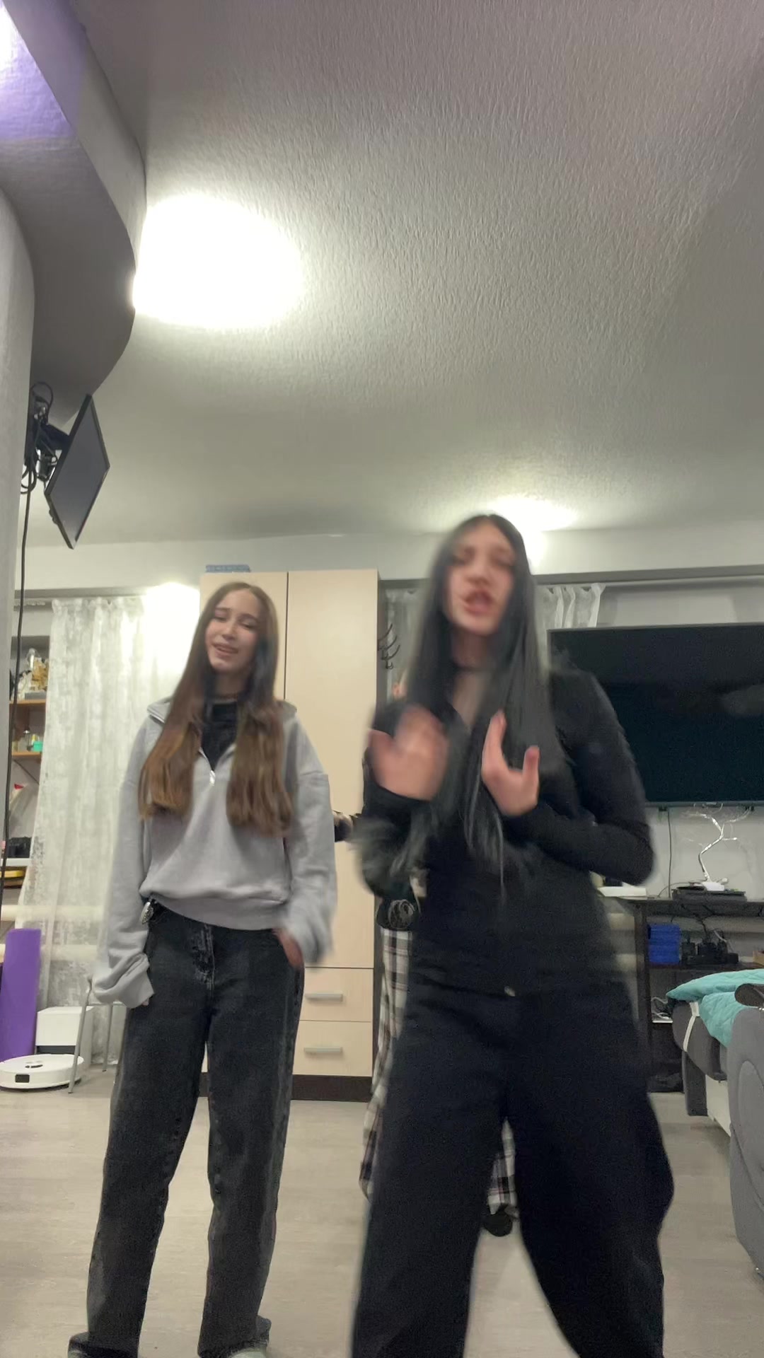 @anna
