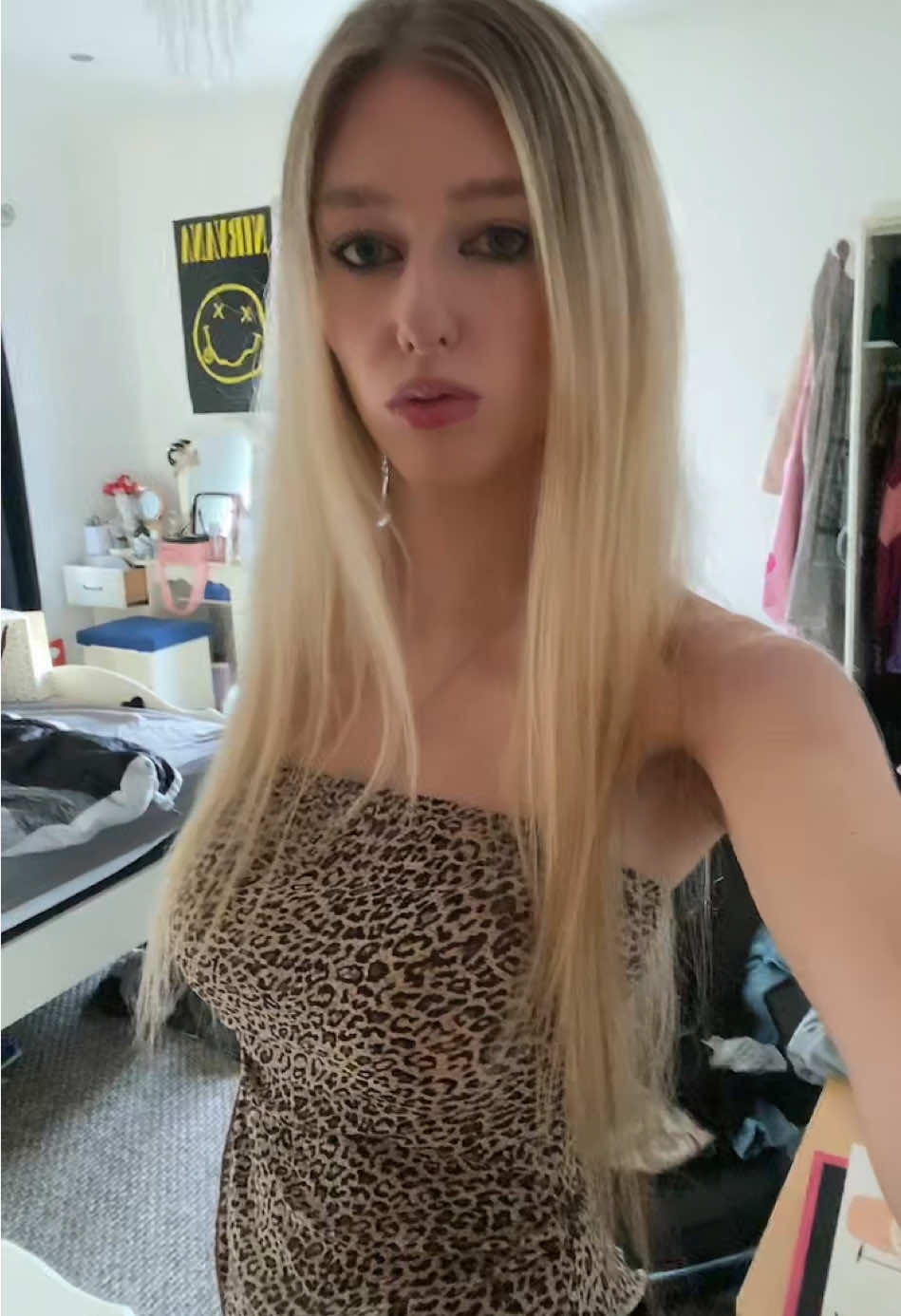 @Eva