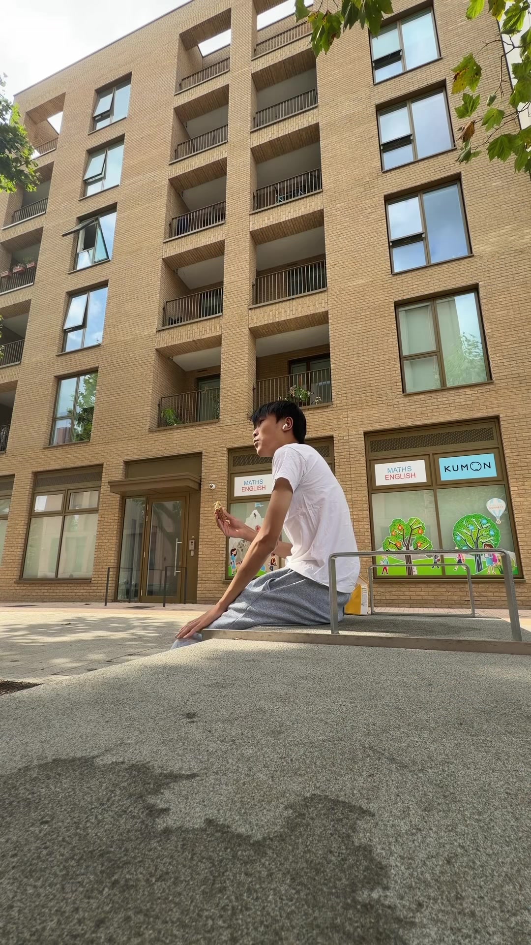 @yue