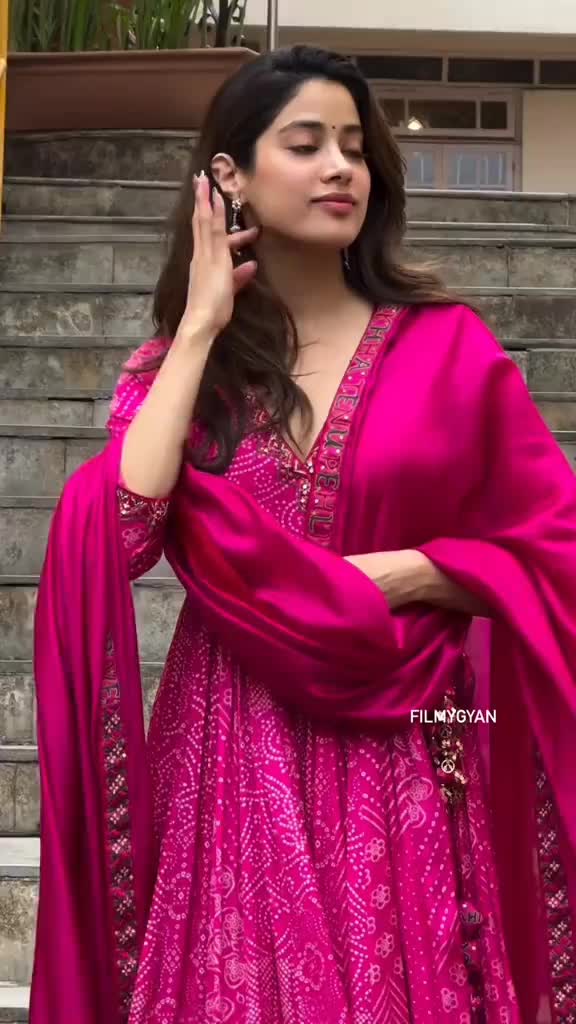 @♥️ ملکۂ شہر شیخوپورہ ♥️