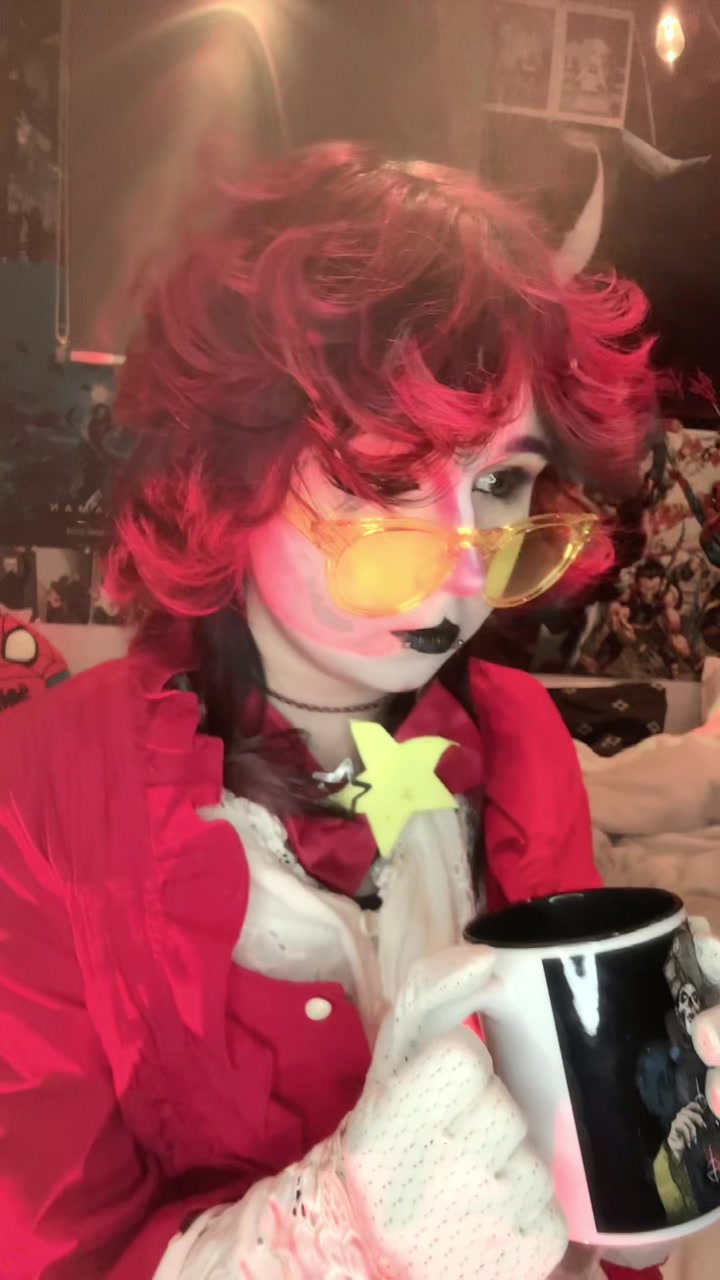 @٩Spider¡!「No 1 Gressil Fan」