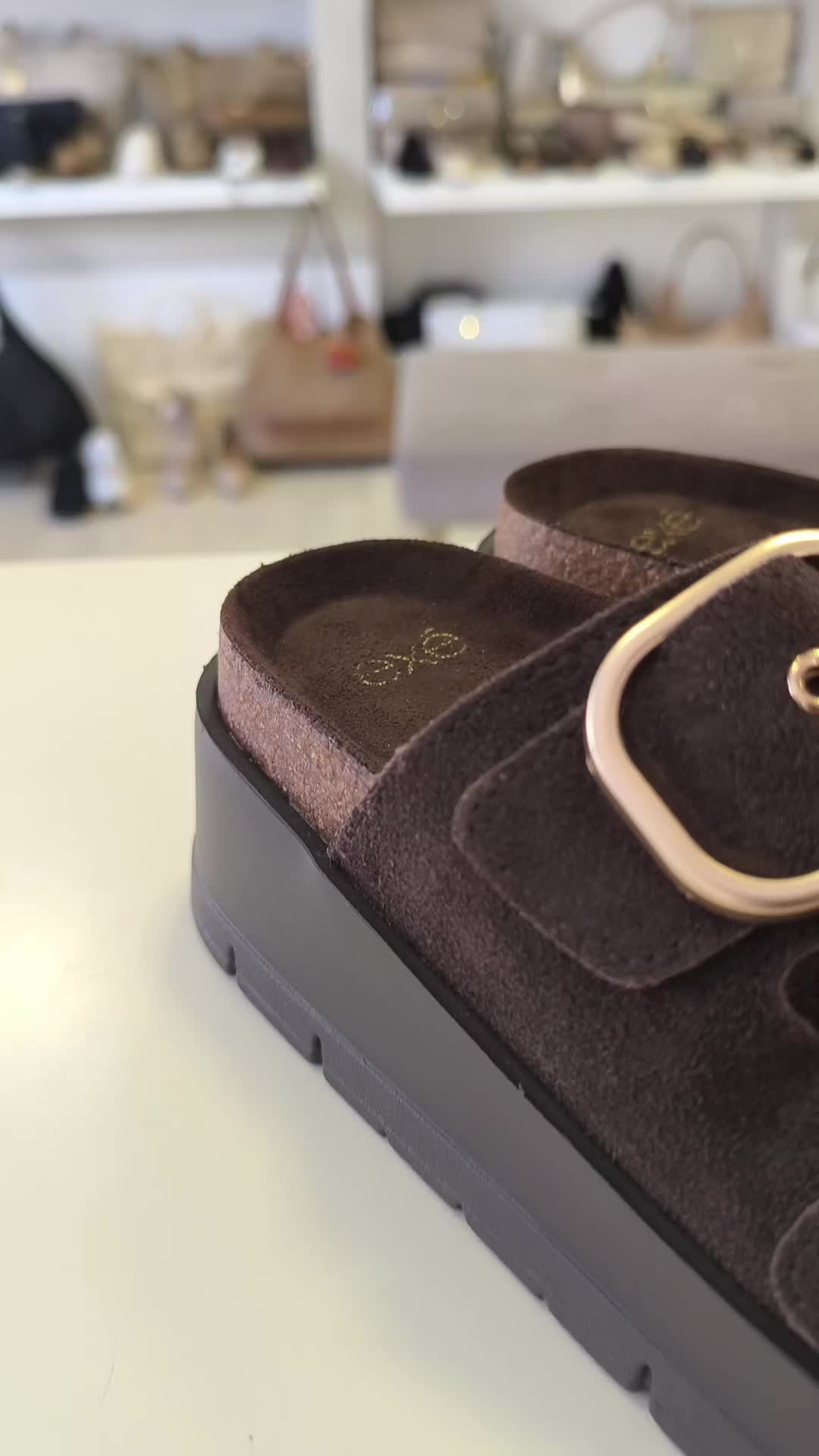 @avantage shoes