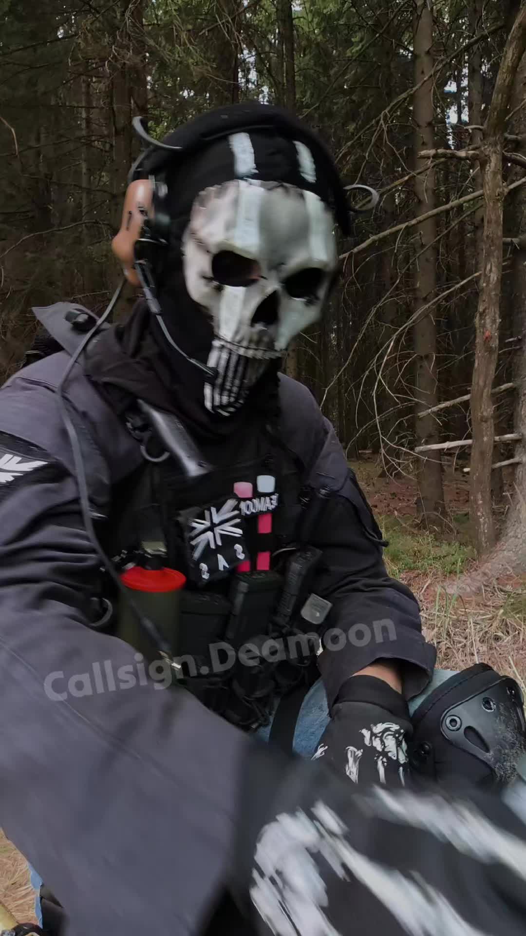 @Deamoon