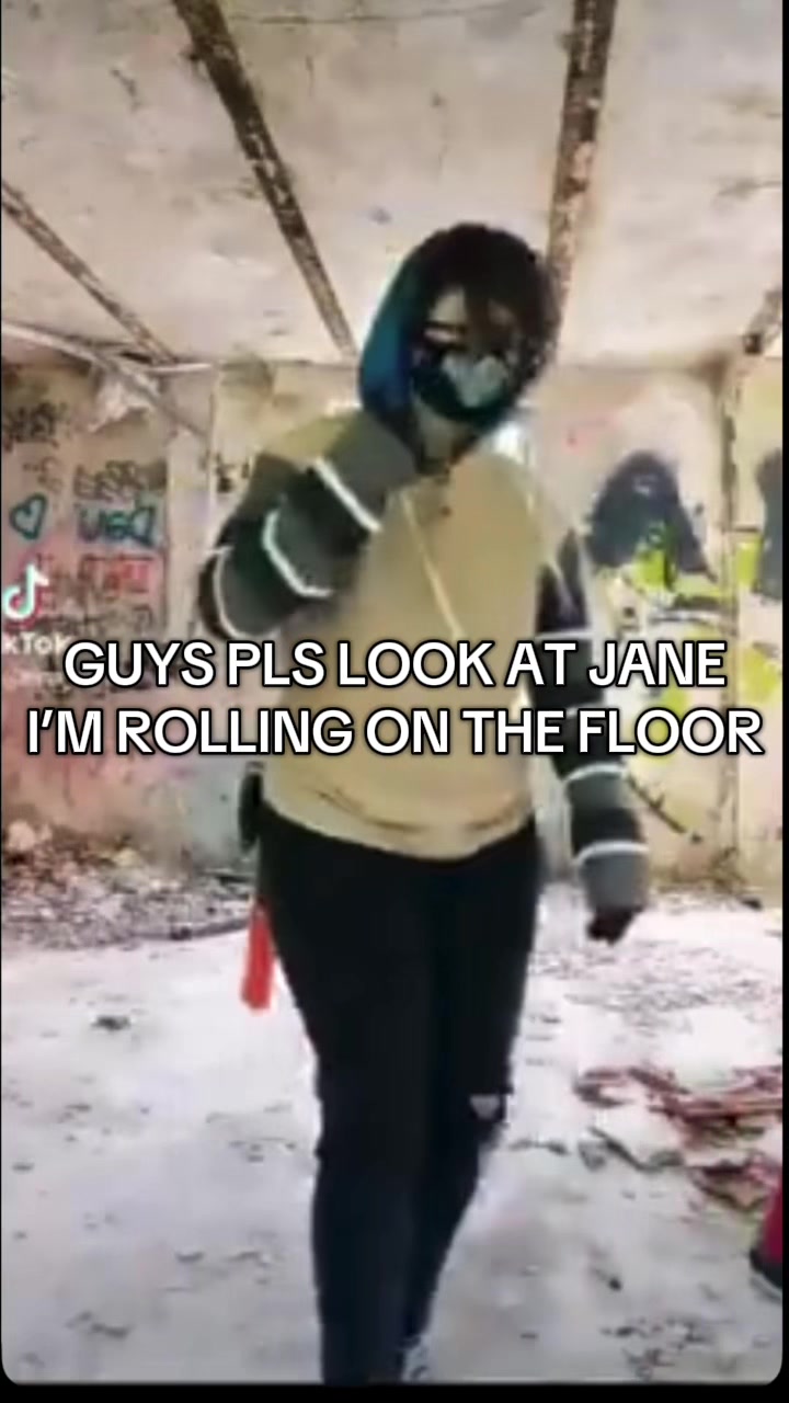 @⦻
