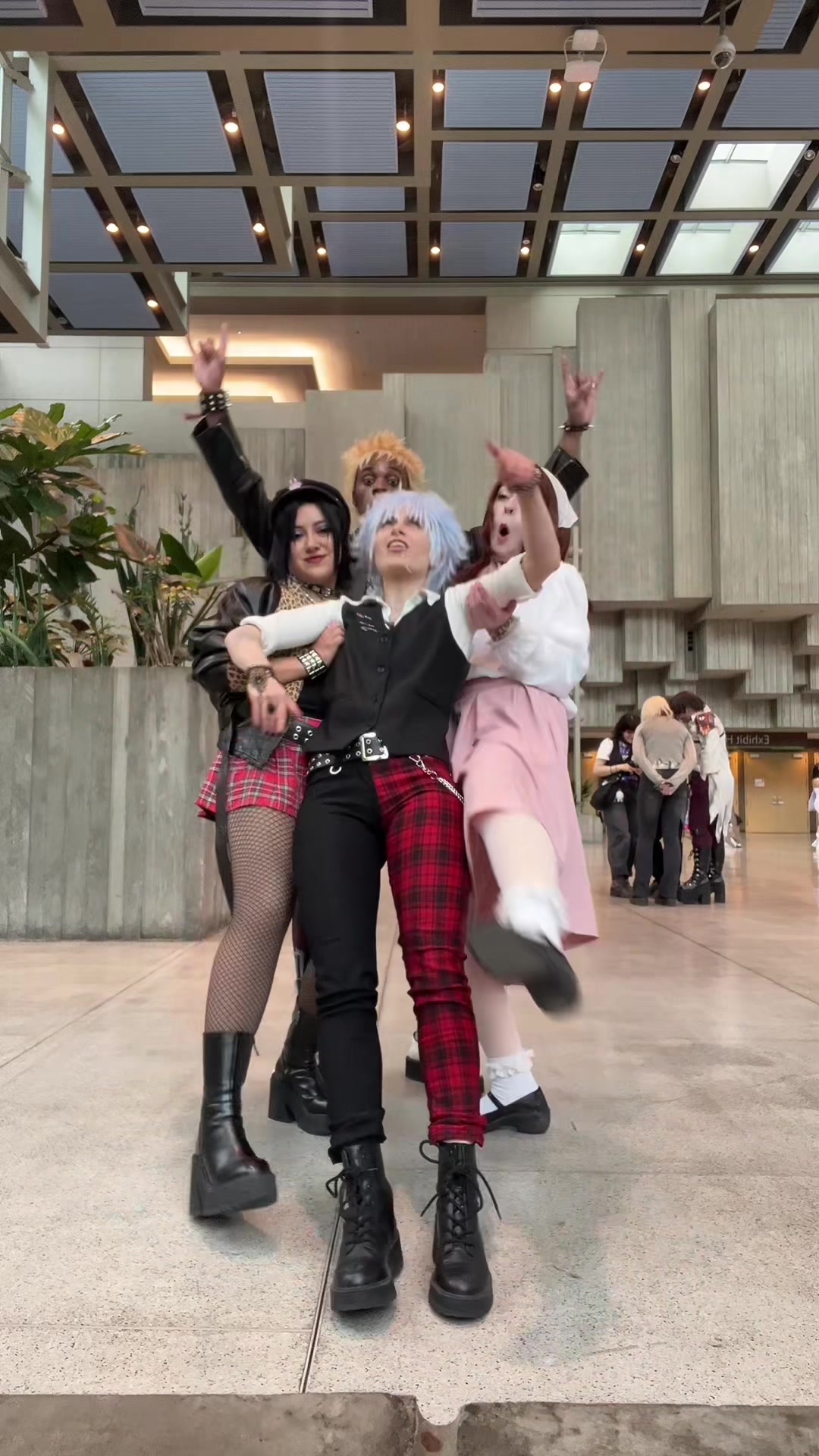 @rayli_cos