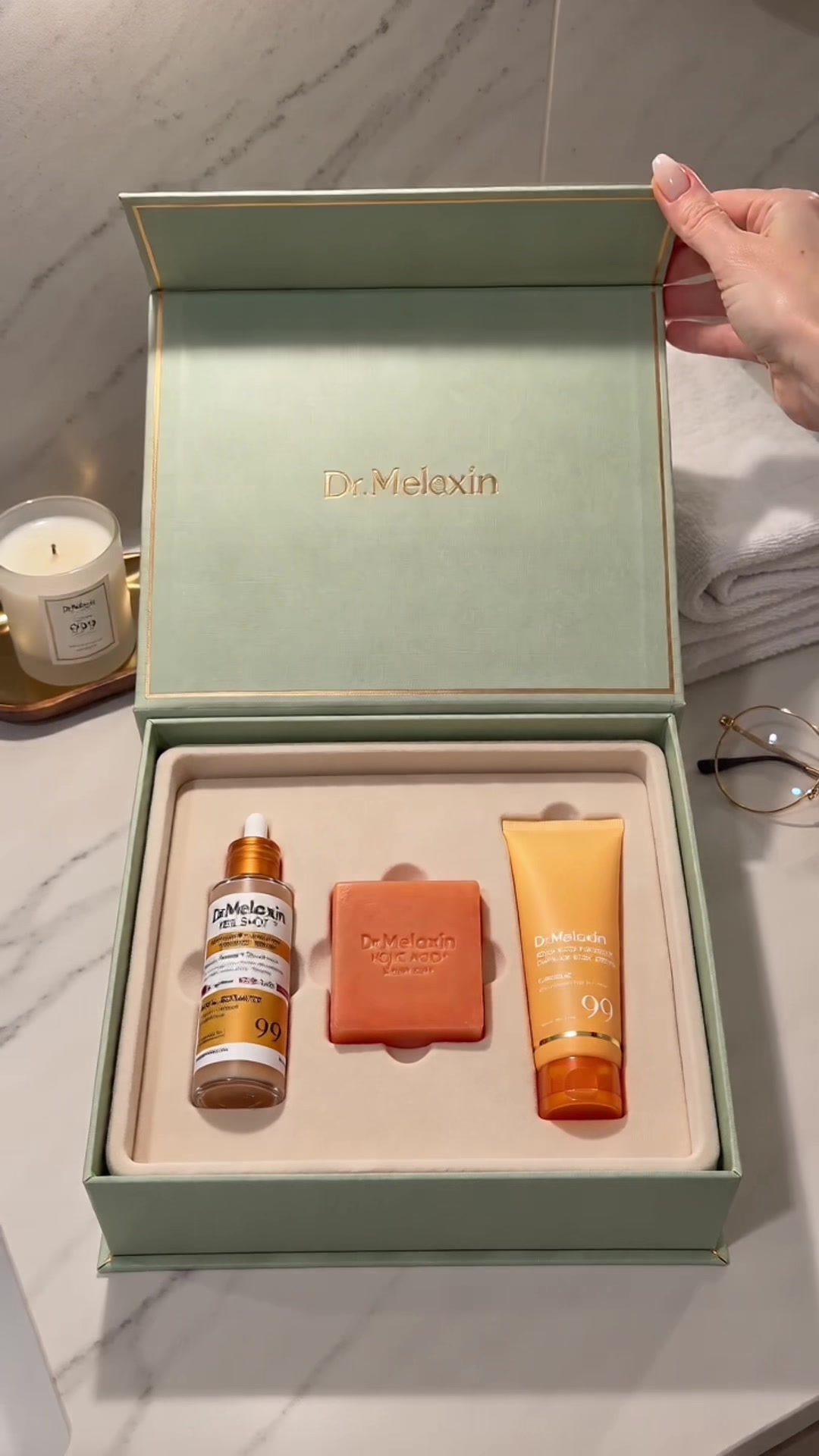 @UK Beauty Finds Mia