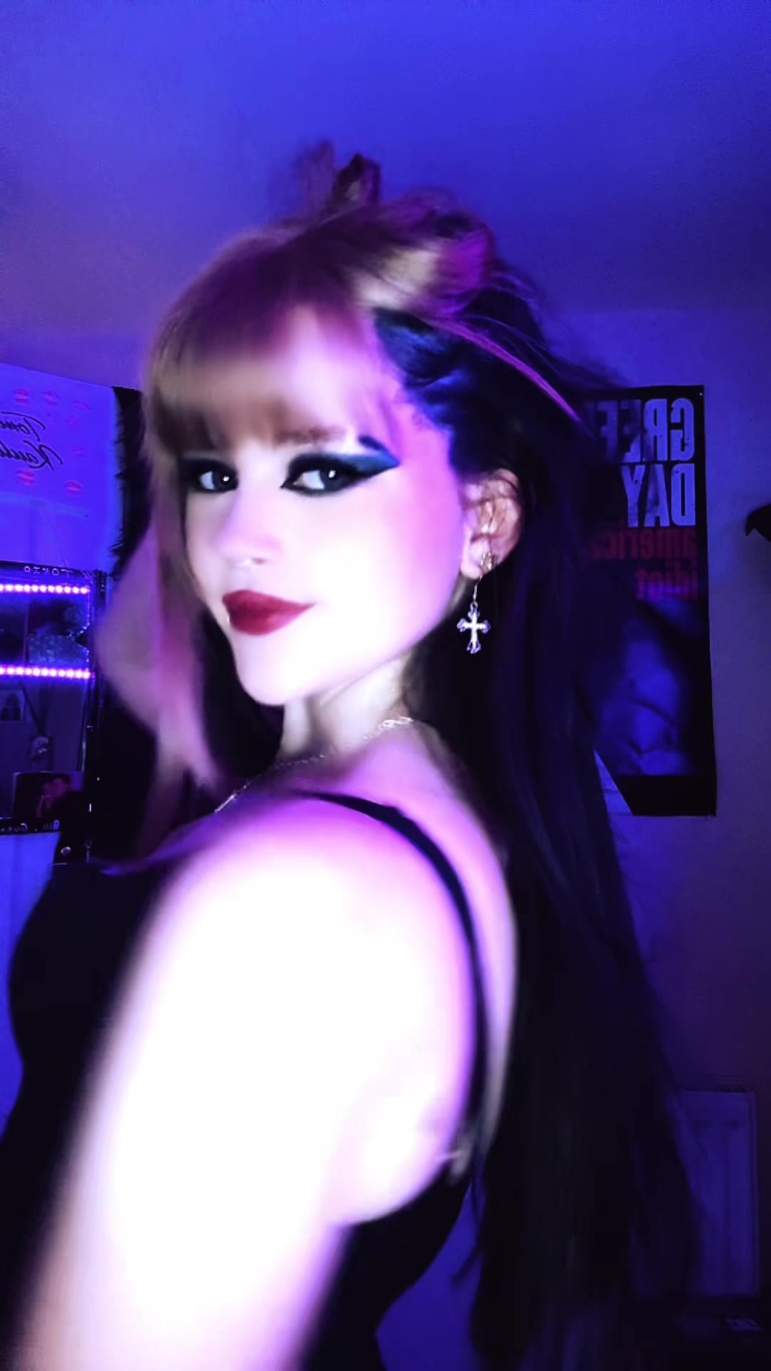 @丰🖤 𝕷𝖎𝖛𝖘𝖙𝖆𝖗 🖤 丰