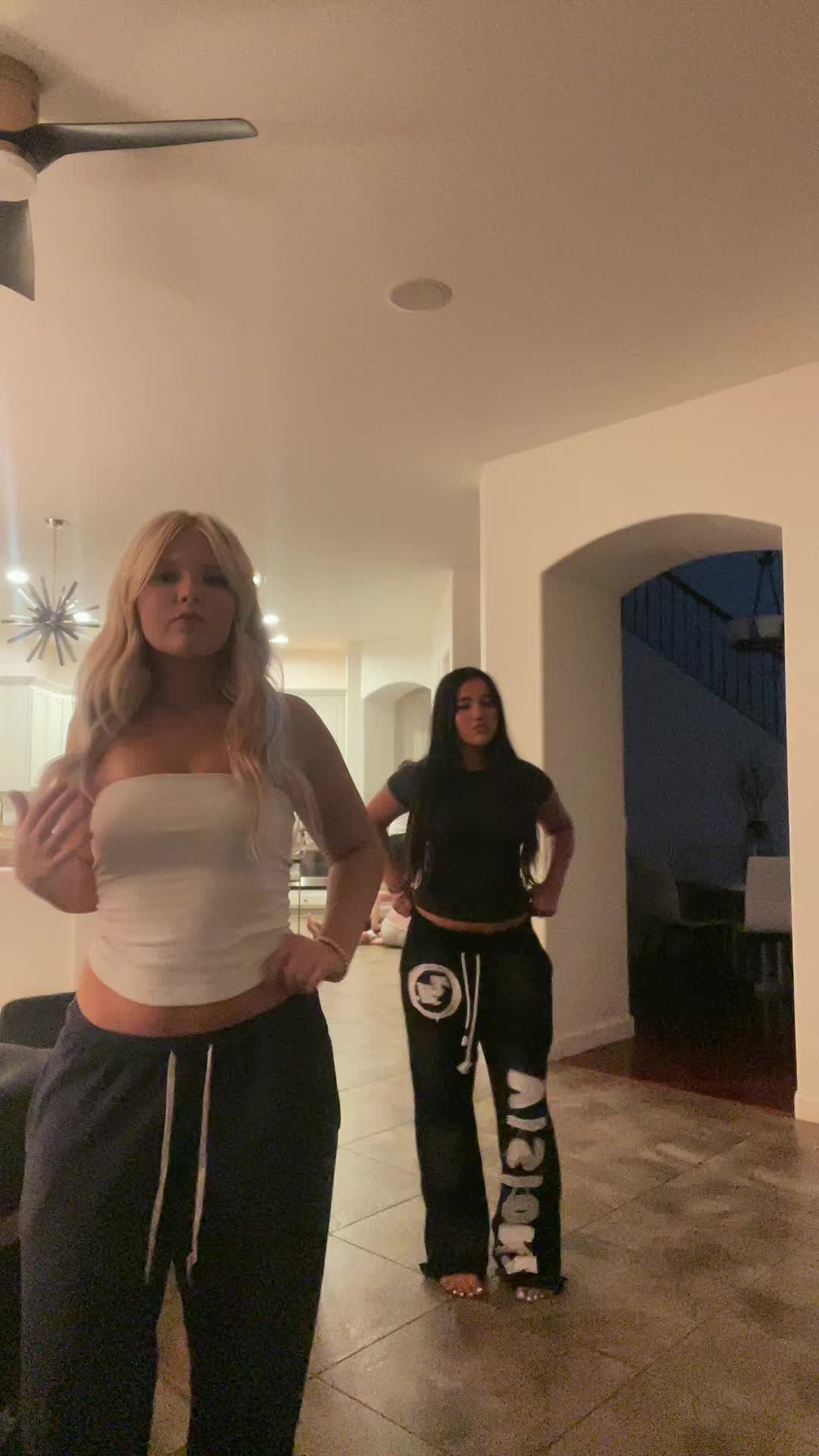 @taNICHEa