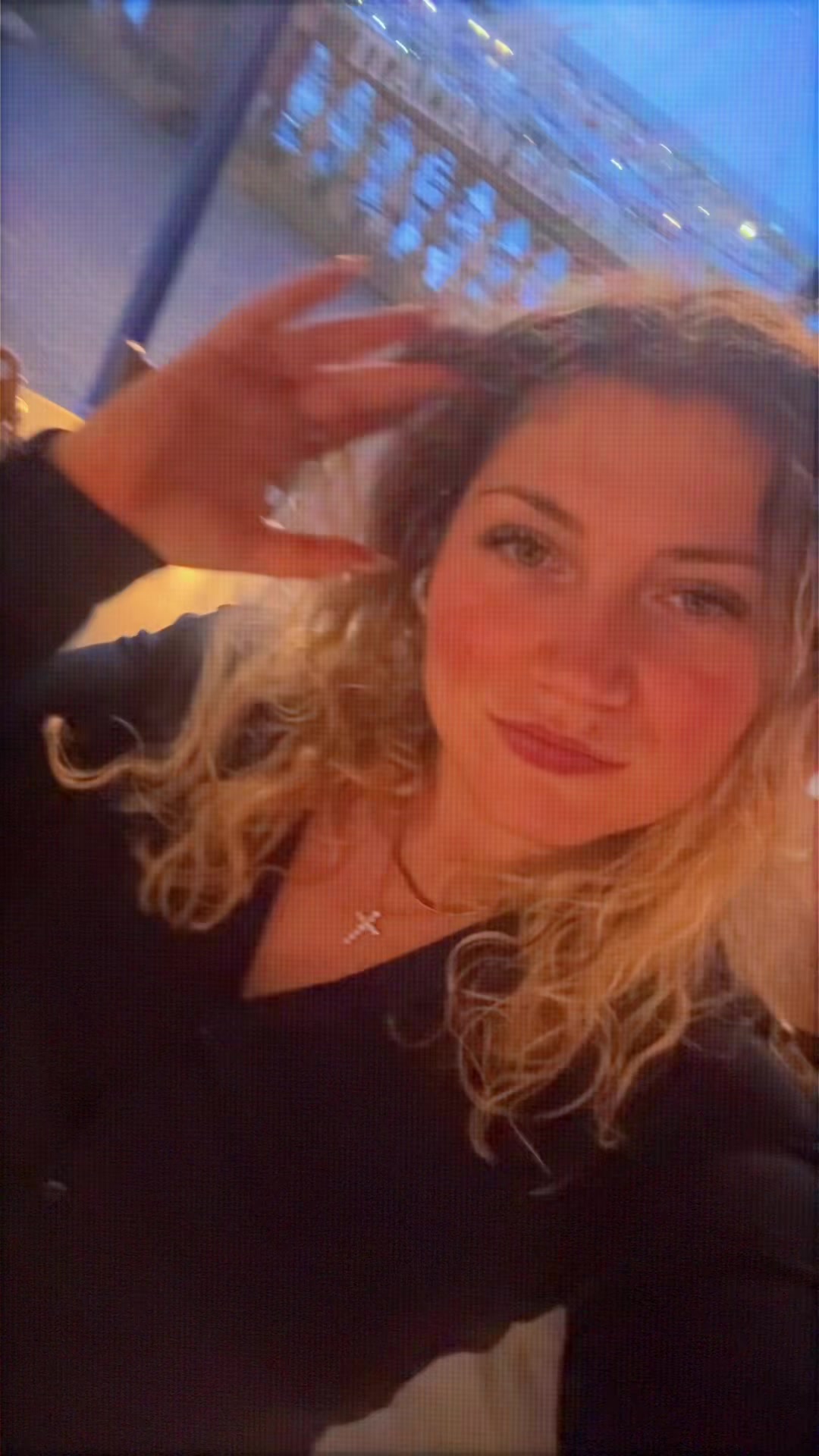 @𝑰𝒍𝒆𝒏𝒊𝒂 🍒
