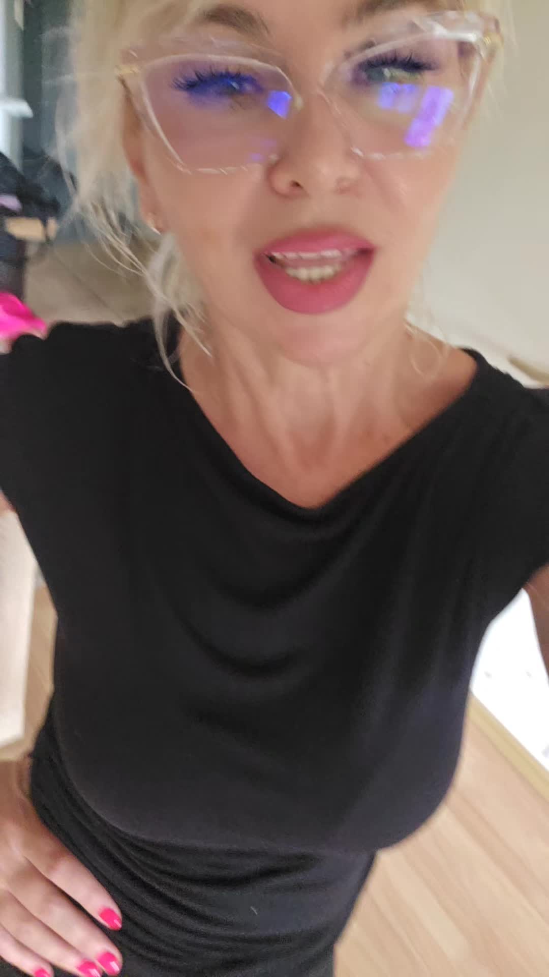 @Blonde007🇭🇷