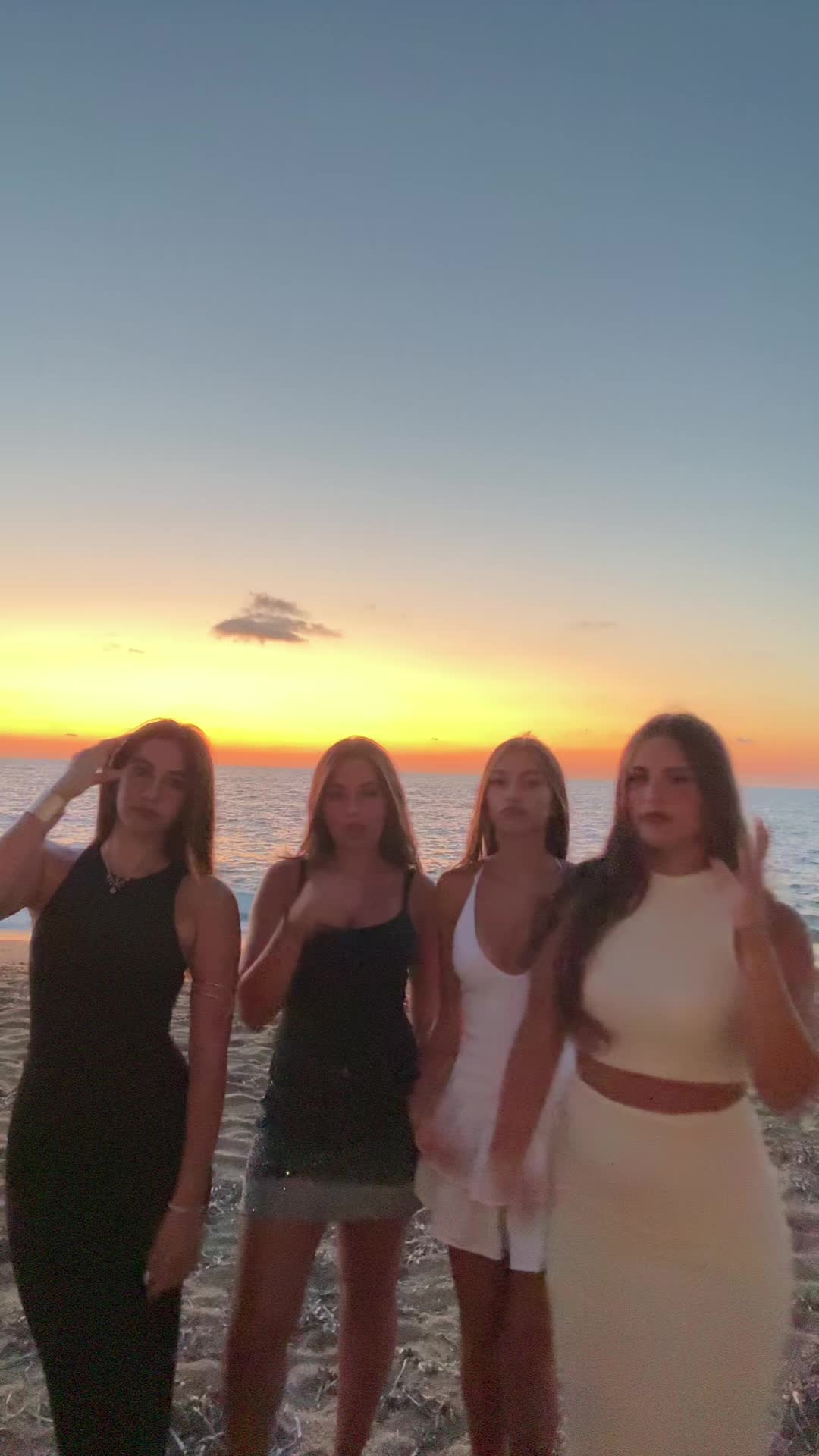 @𝒞𝒽𝒾𝒶𝓇𝒶