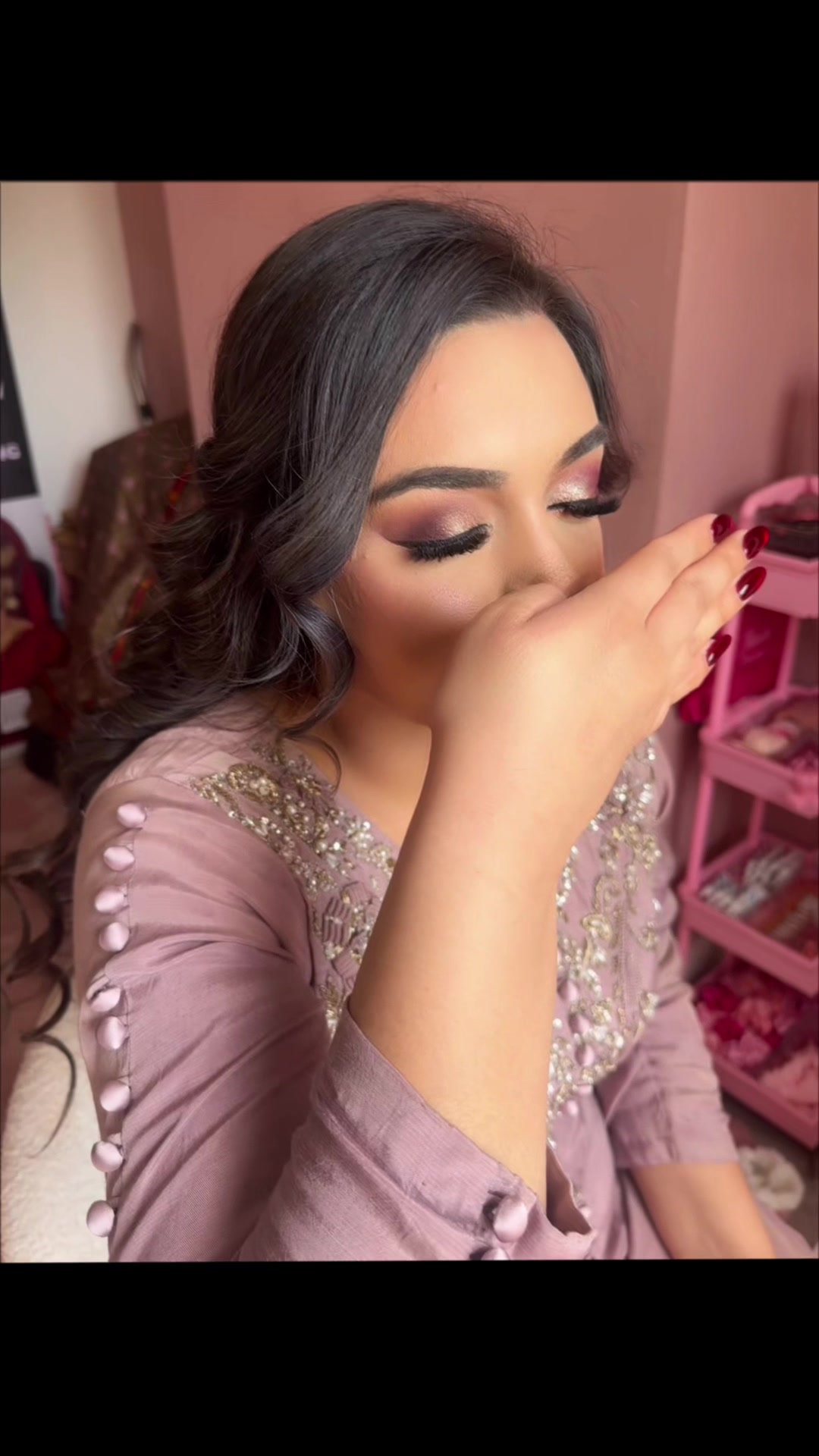 @aishaiqbalmua