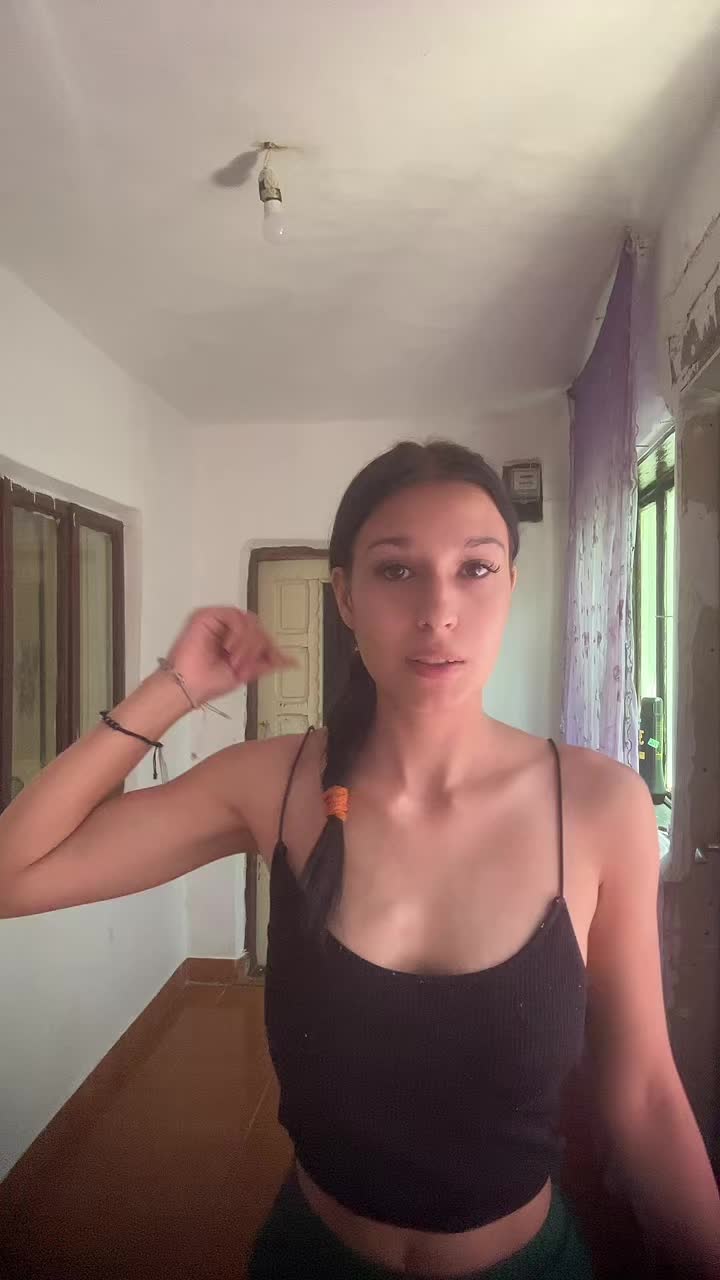 @🐼
