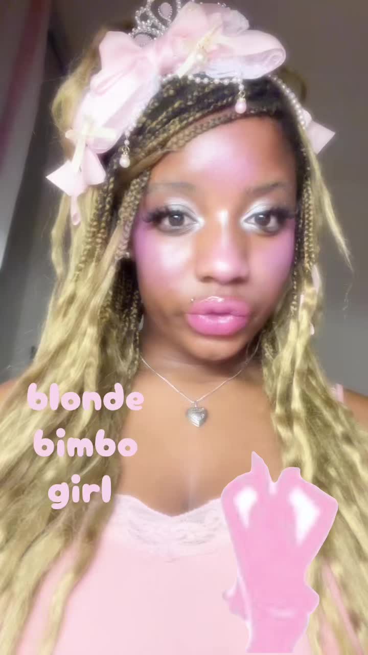 @𝓇𝒶𝓎𝓁𝒶♡ྀི