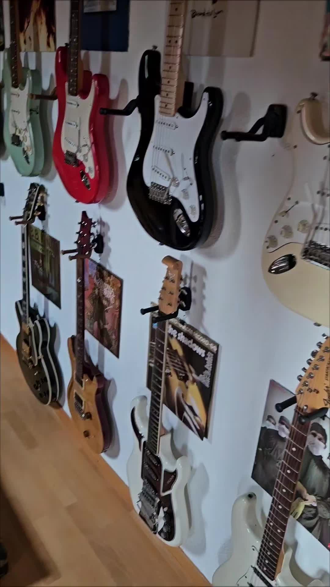 @Antonello Guitars