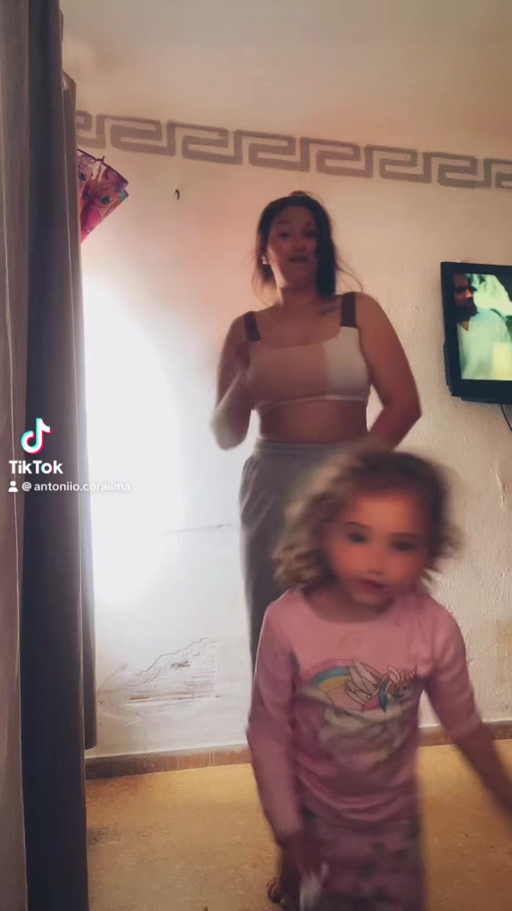 @Antonio y coraima