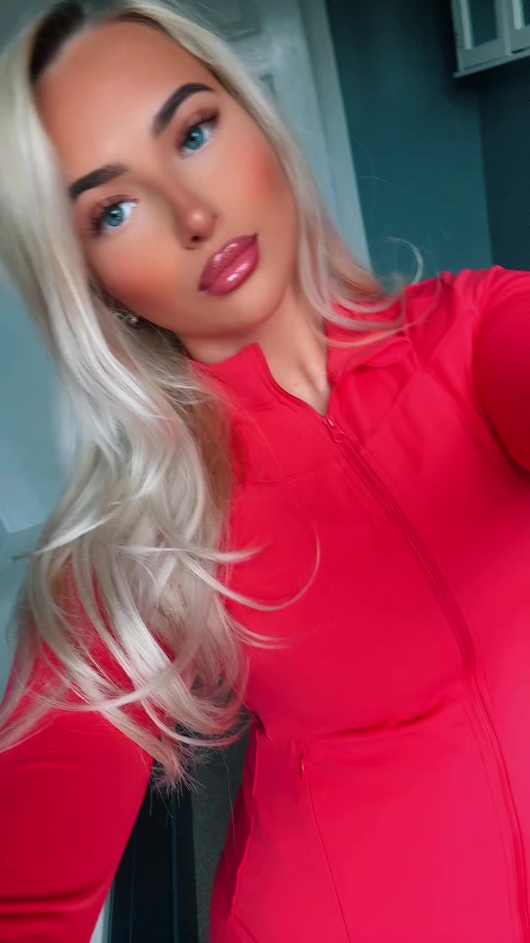 @𝐑𝐢𝐡𝐚𝐧𝐧𝐚𝐉𝐚𝐝𝐞🤍