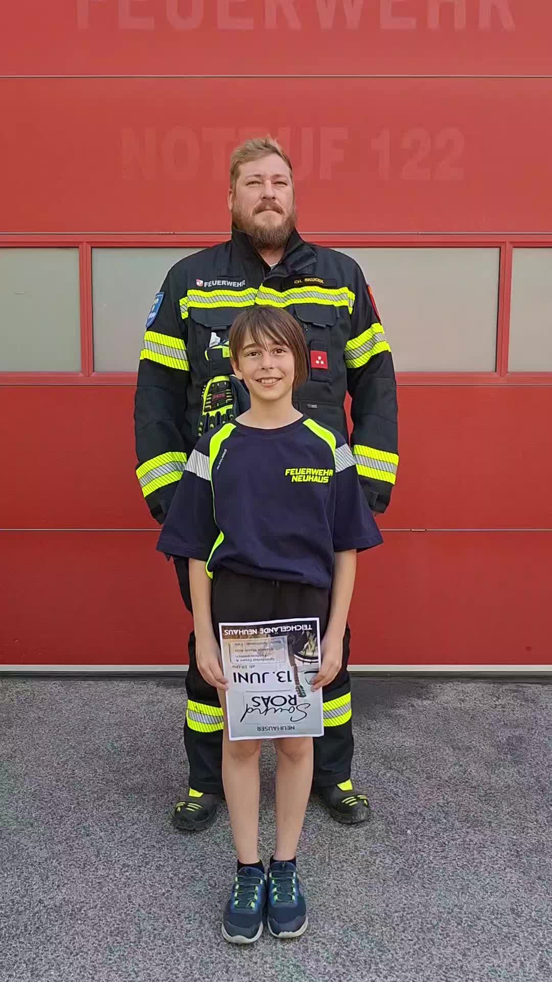 @Freiw.Feuerwehr Neuhaus/Tr.