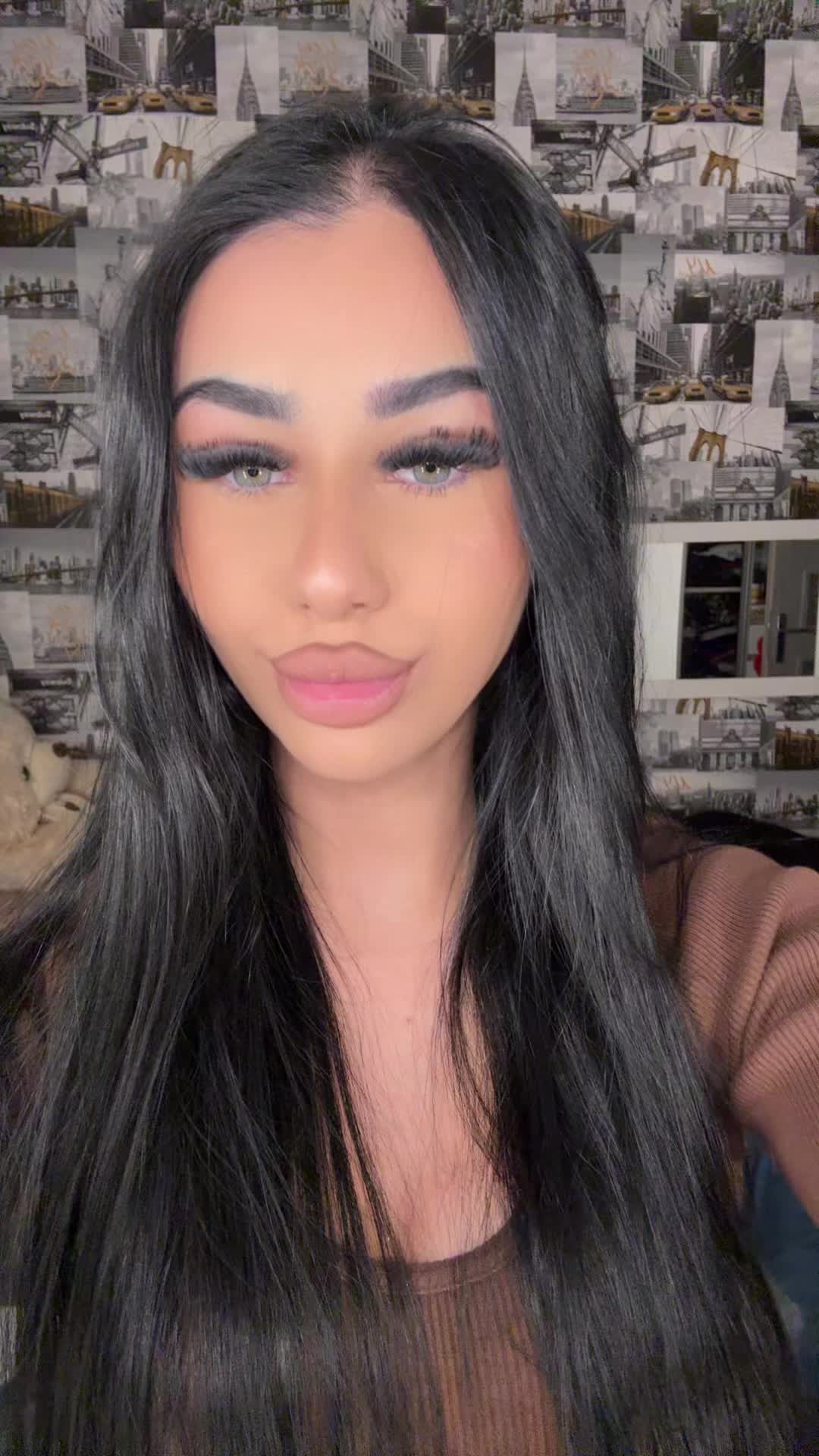 @_victoria